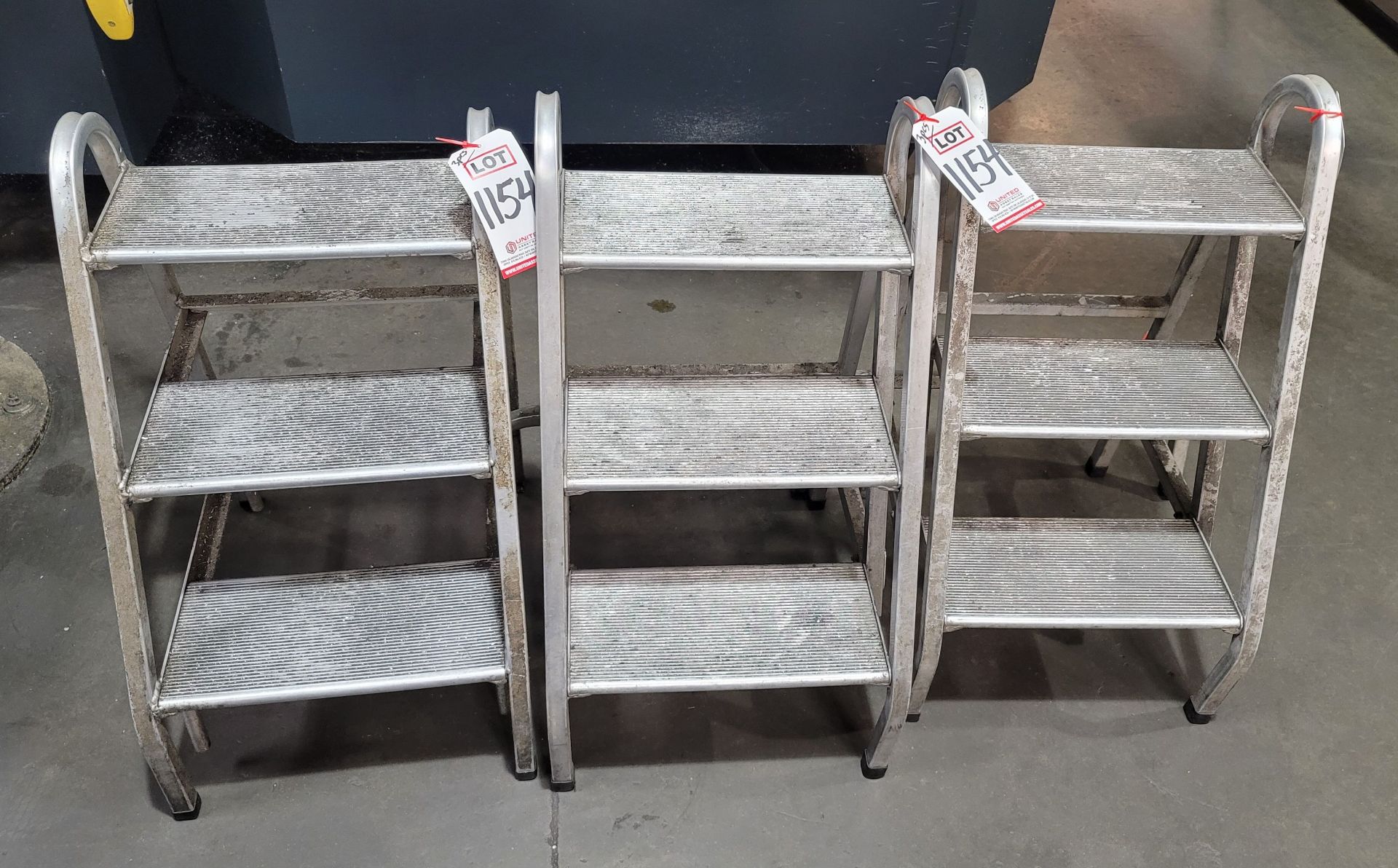 LOT - (3) ALUMINUM STEP LADDERS