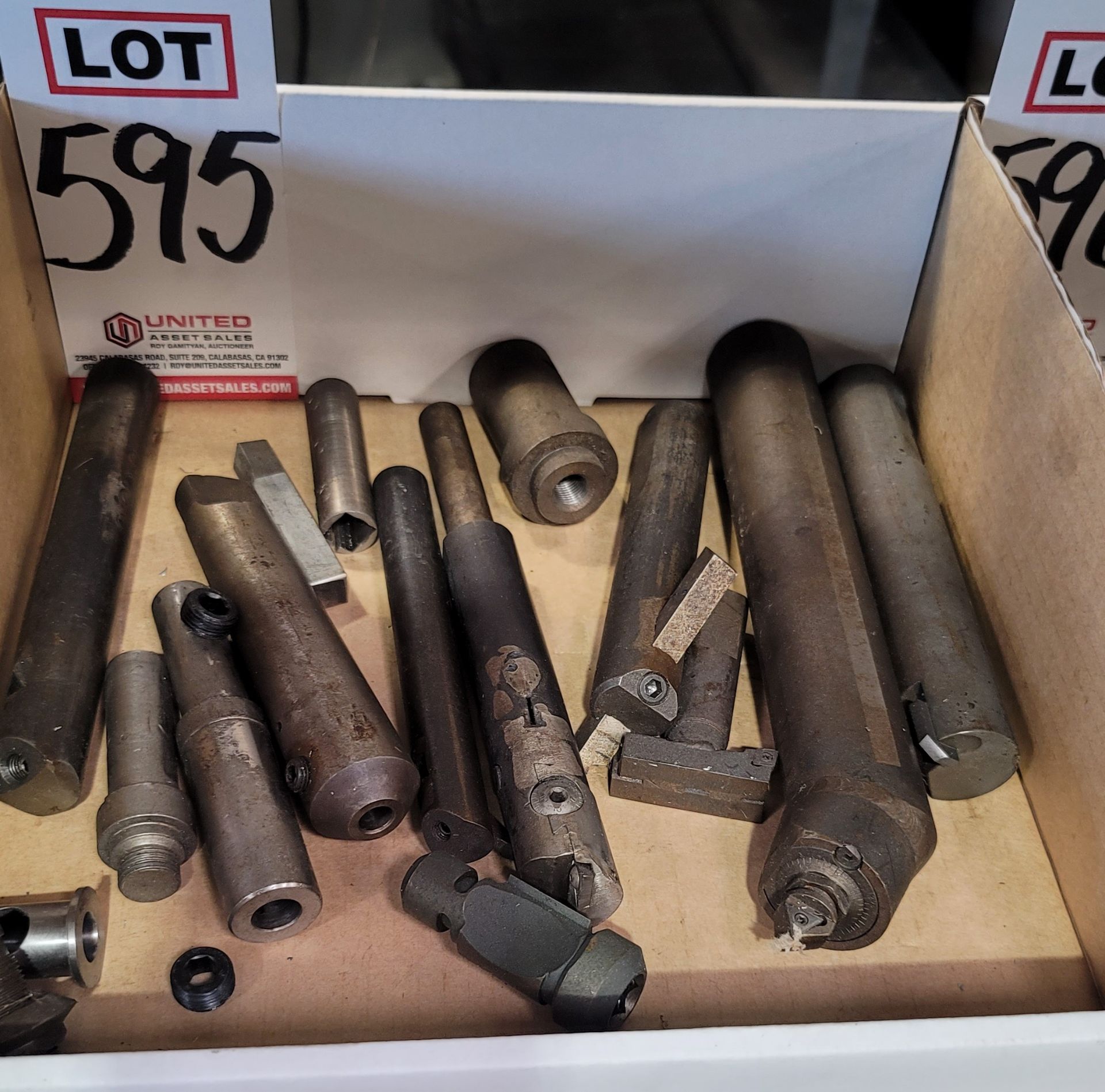 LOT - LATHE TOOLING