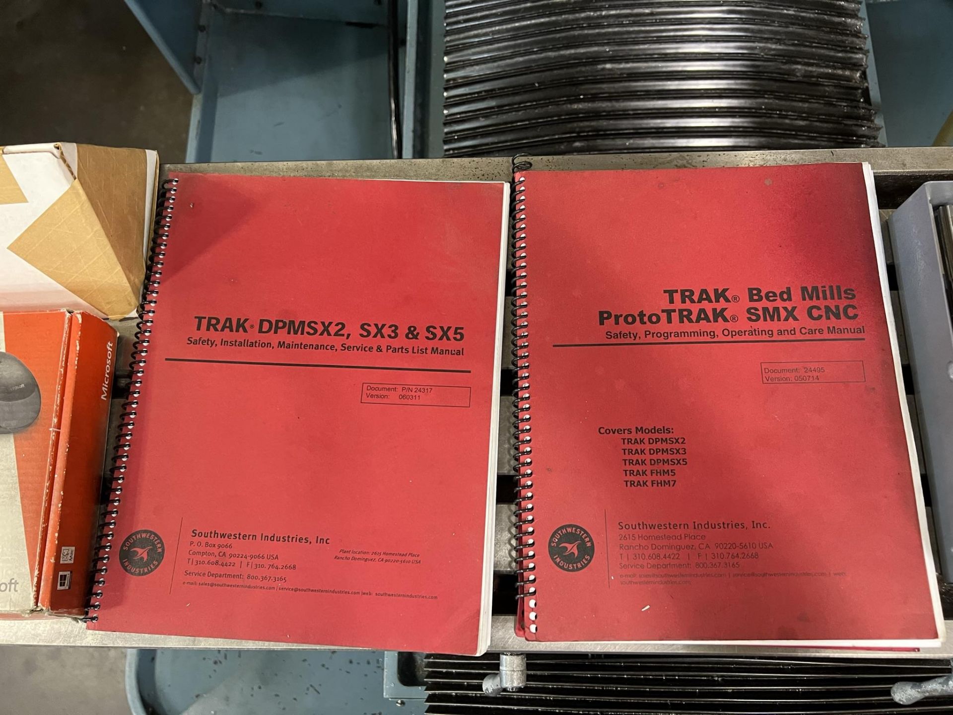 2015 TRAK DPMSX5P BED MILL, PROTO TRAK SMX CNC CONTROL, 3-AXIS, TRAVELS: 40" X 20" X 20", 50" X - Image 23 of 26