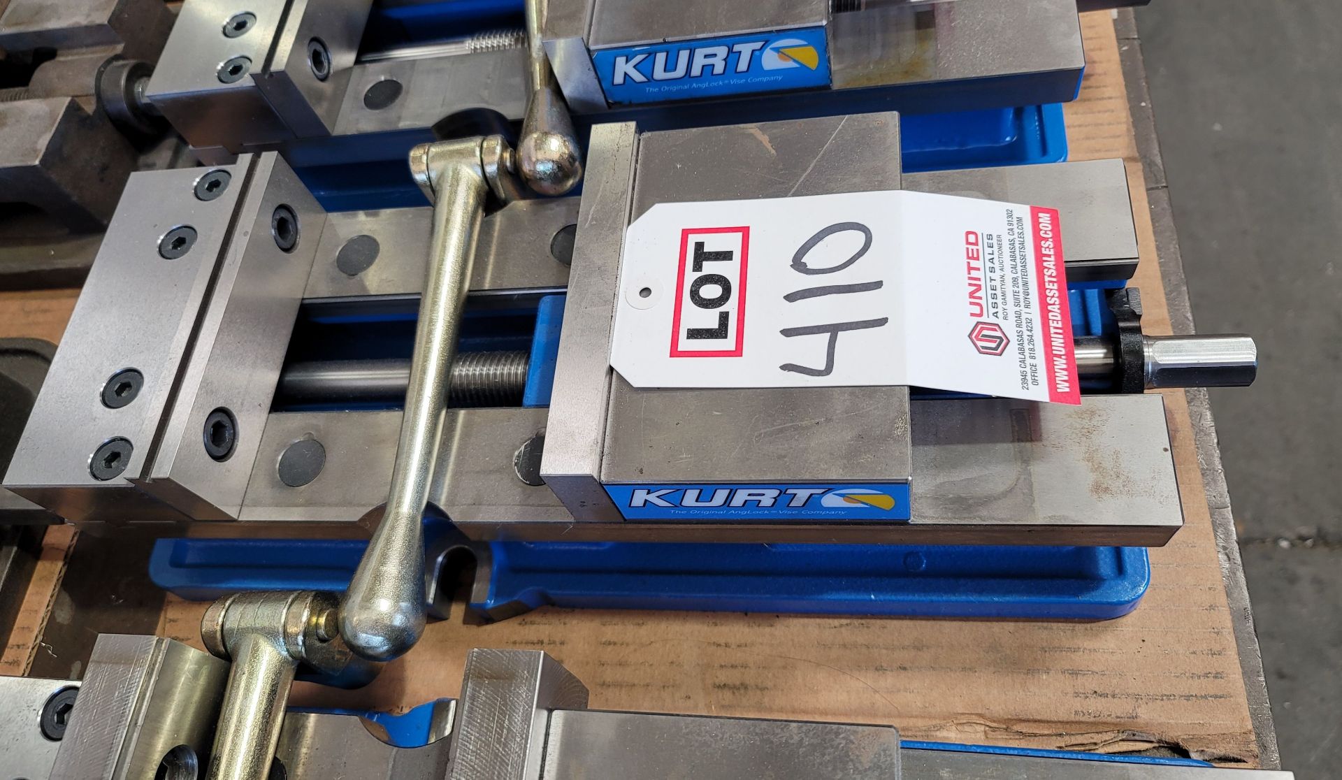 KURT 6" MACHINE VISE, DX6