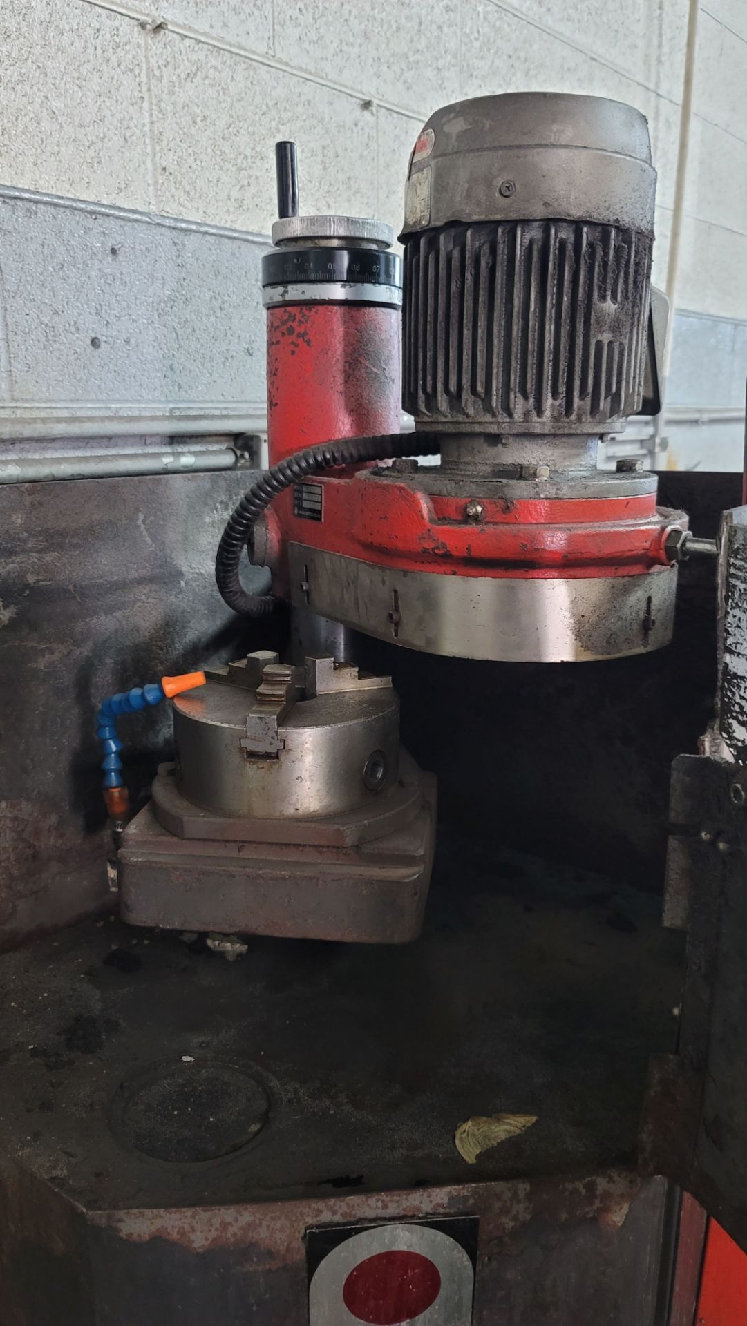 1995 AMADA MT PUNCH DIE TOOL GRINDER, MODEL TEG-160ES, 6-1/2" 3-JAW CHUCK, S/N IE4560, W/ STAND, ( - Image 3 of 3