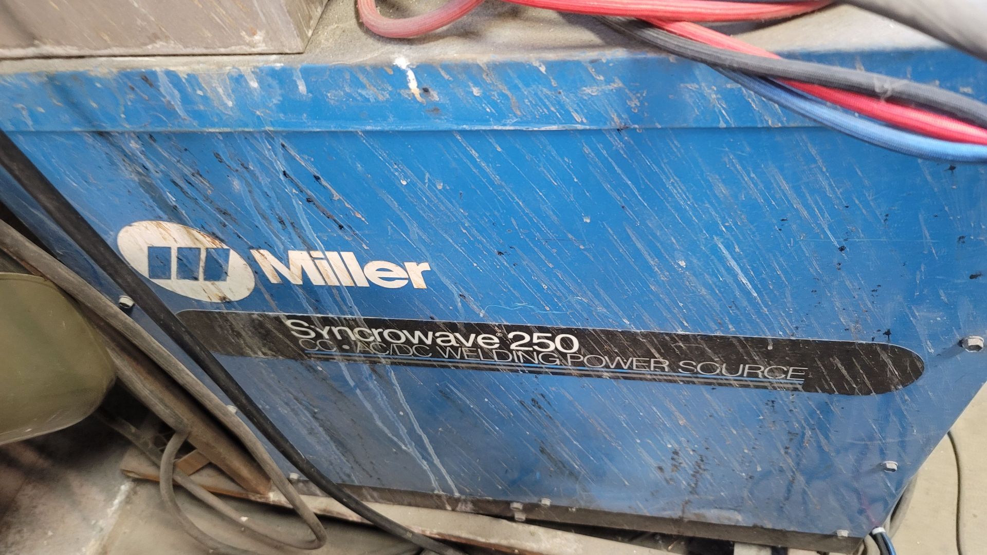 MILLER SYNCROWAVE 250, CC, AC/DC WELDING POWER SOURCE, STOCK NO. 903056, S/N KG106550, W/ TIG GUN, - Image 3 of 4