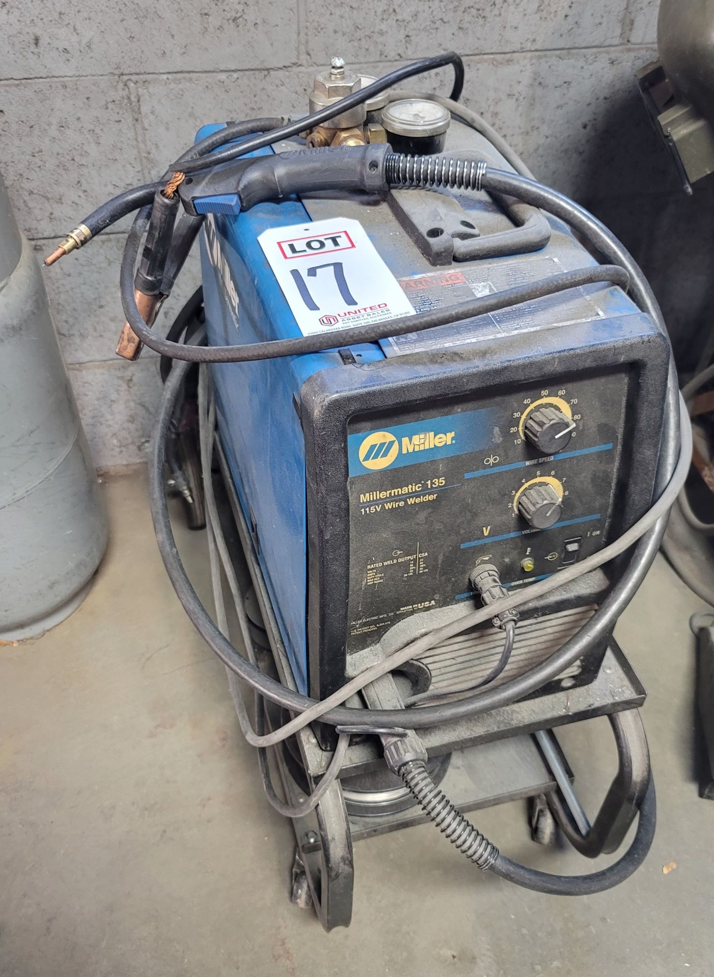 MILLER MILLERMATIC 135, 115V WIRE WELDER, W/ MIG GUN, REGULATOR, NO TANK, (LOCATION: 2174 W 2300 S)