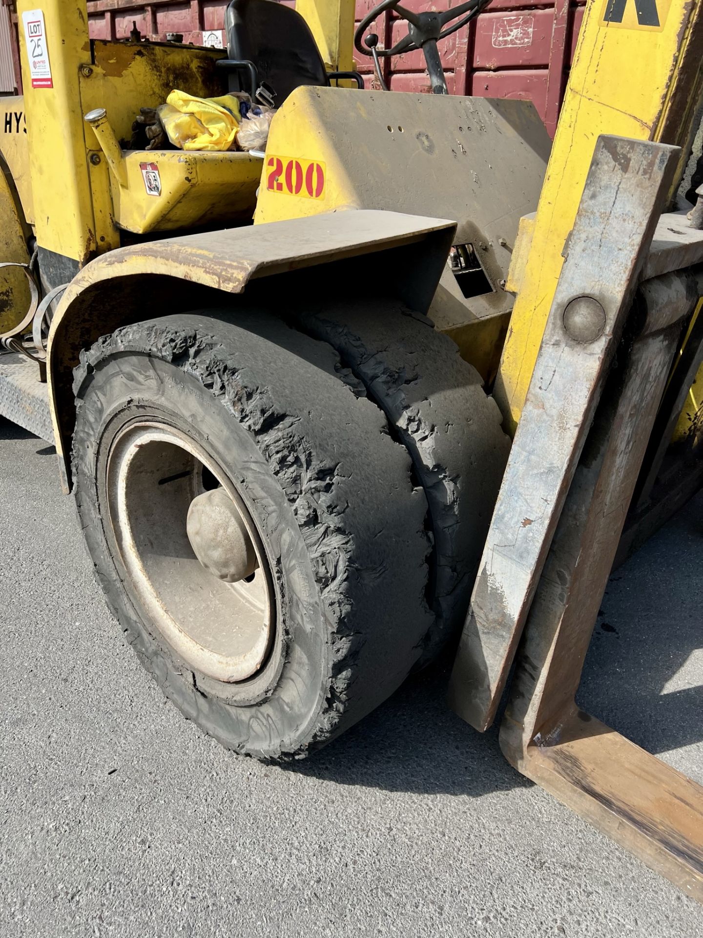 HYSTER 193A LPG FORKLIFT, 18,000 LB CAPACITY, 6' FORKS, 2-STAGE MAST, SOLID TIRES, APPROX. 0957 - Image 15 of 18