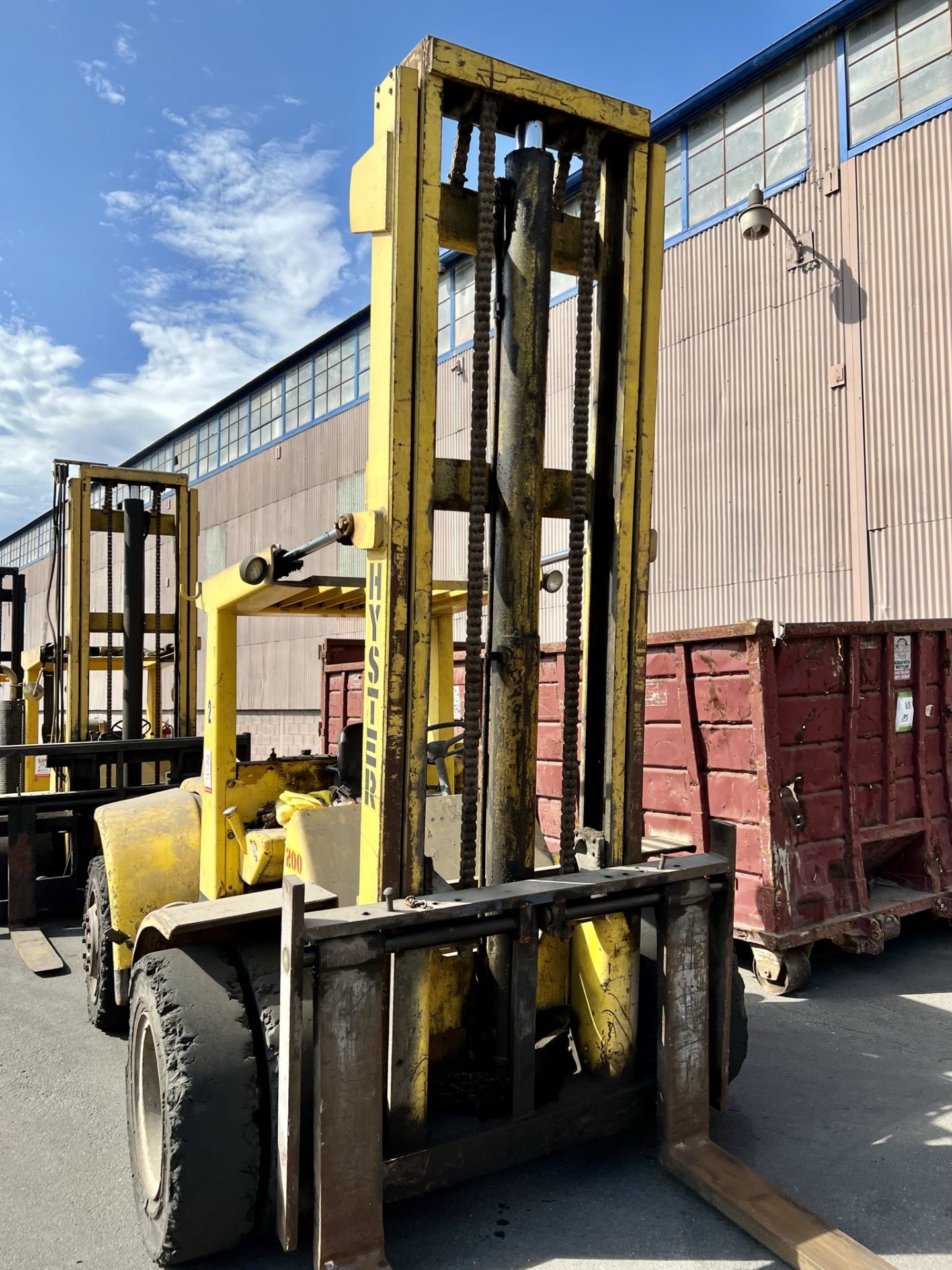 HYSTER 193A LPG FORKLIFT, 18,000 LB CAPACITY, 6' FORKS, 2-STAGE MAST, SOLID TIRES, APPROX. 0957 - Image 11 of 18