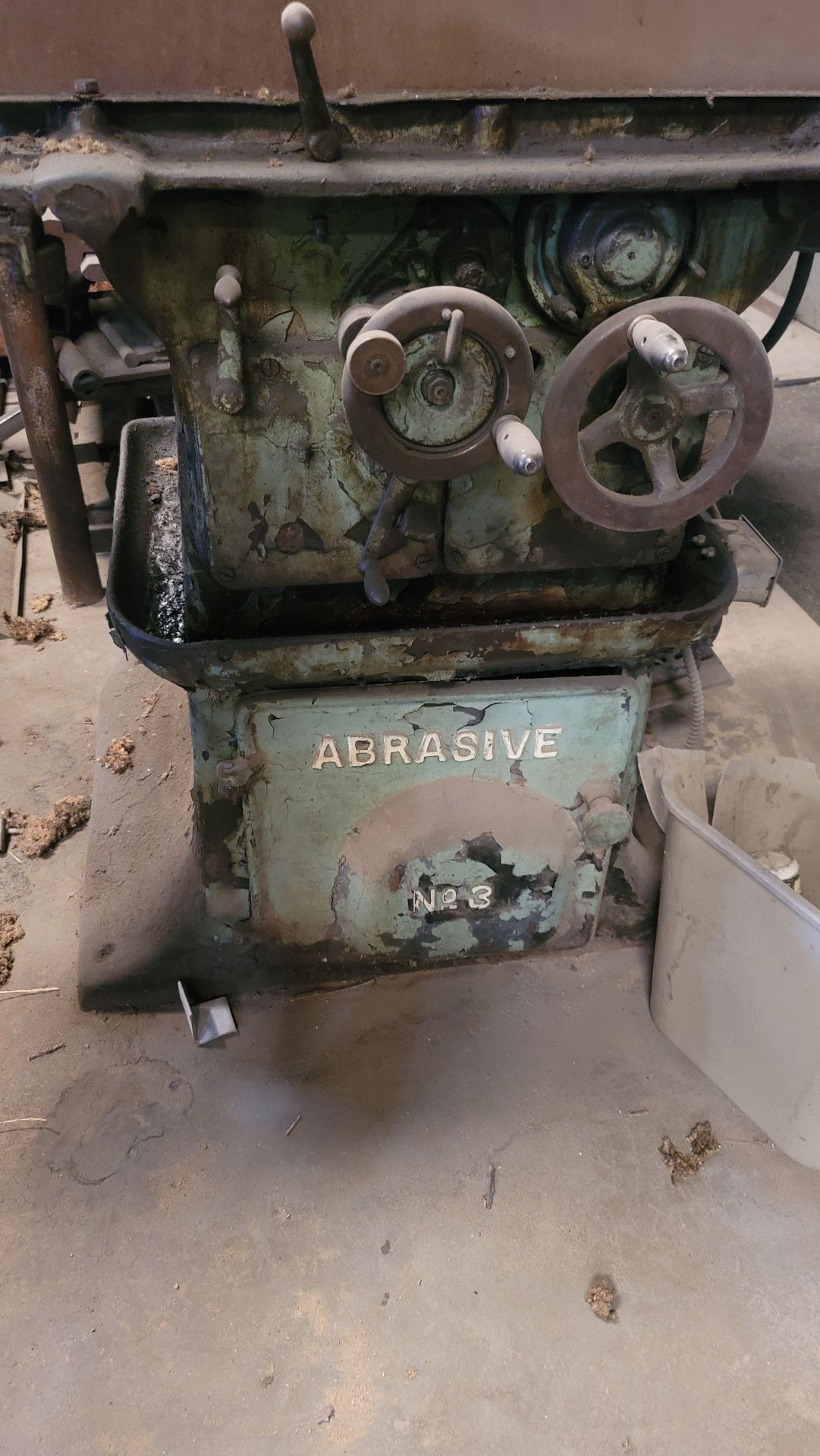 ABRASIVE MACHINE TOOL CO. NO. 3 SURFACE GRINDER - Image 2 of 5