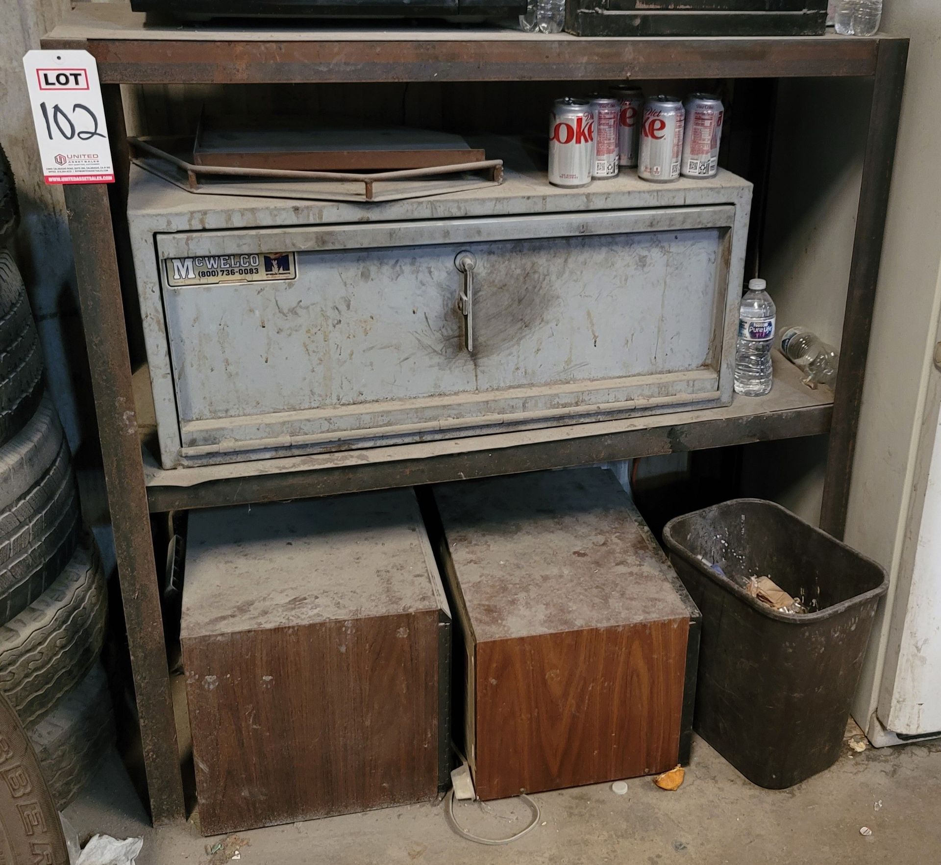 STEEL SHELF UNIT, 47" X 19-1/2" X 4' HT, CONTENTS NOT INCLUDED