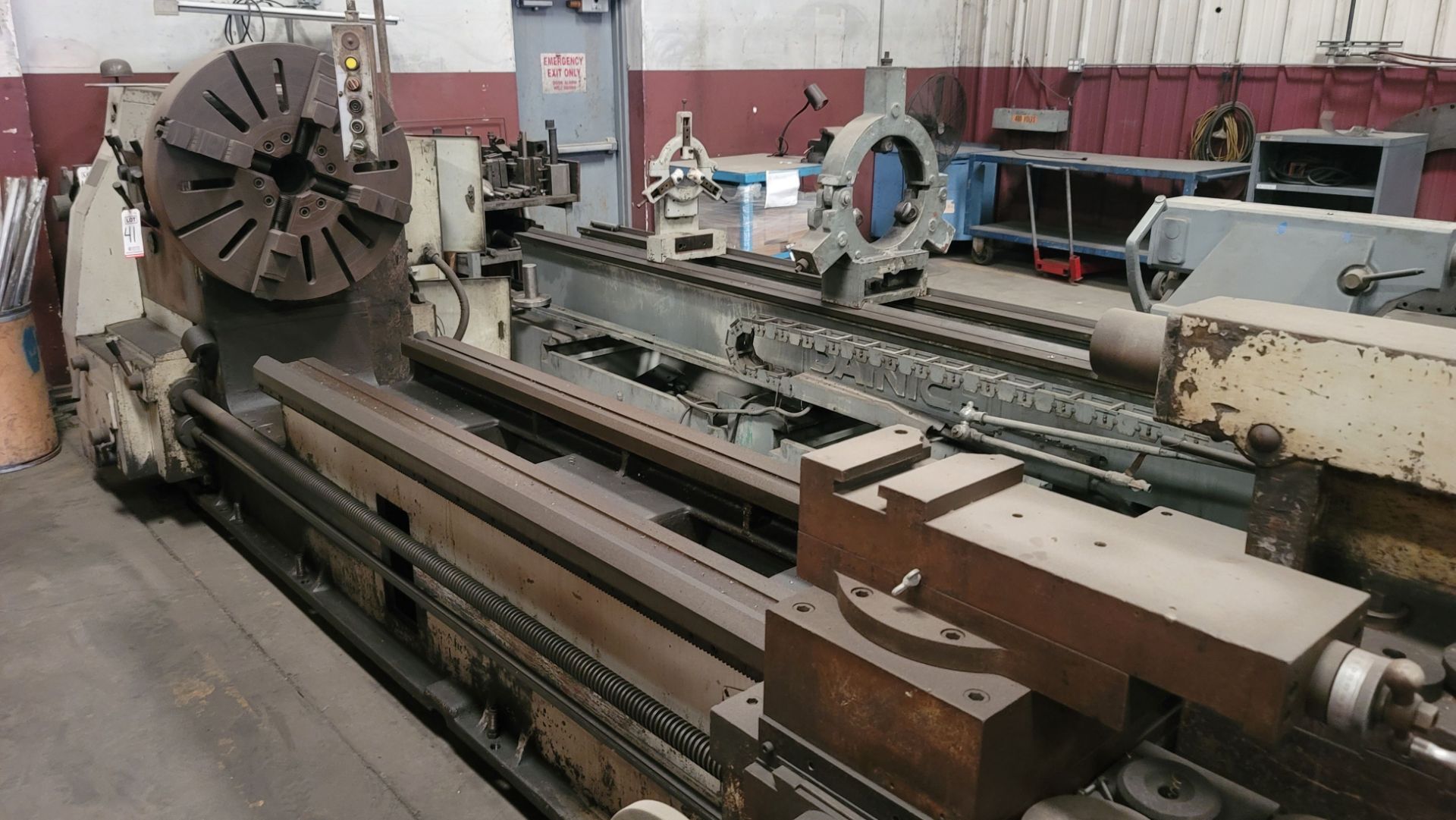 CADILLAC GAP BED ENGINE LATHE, MODEL 32120, 32" X 120", 42" SWING IN GAP, TAILSTOCK, S/N 267014 - Image 7 of 10