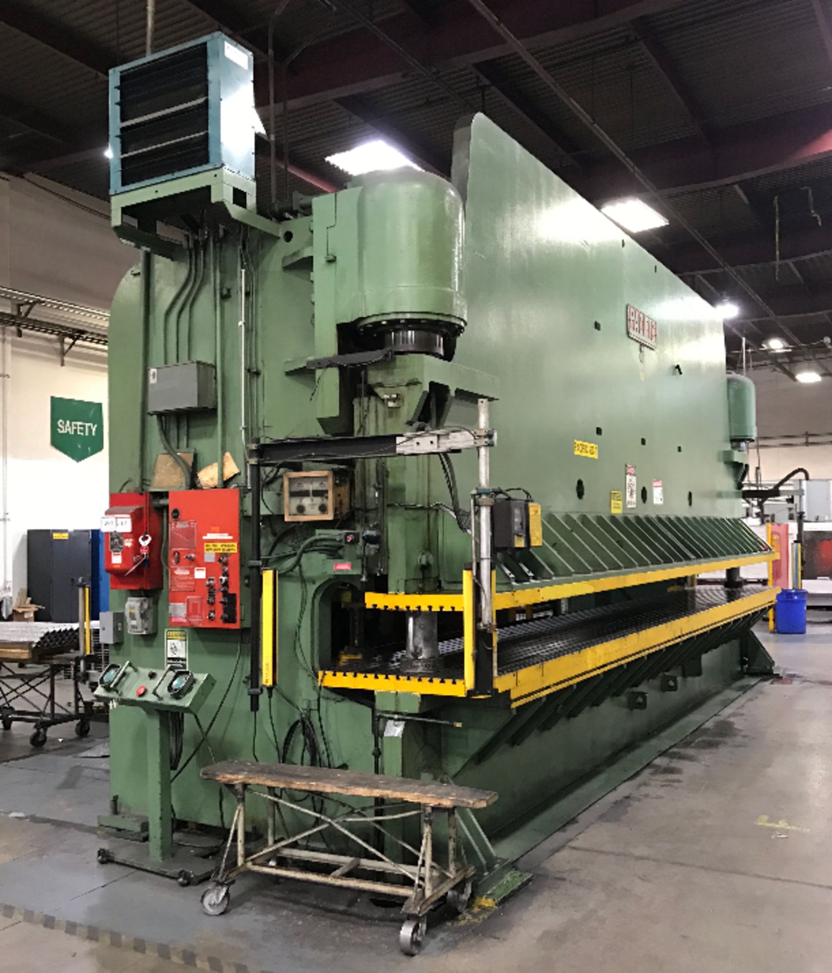 PACIFIC PRESS BRAKE, 24', 5/16" CAPACITY, MODEL 500-26, S/N 3597 - Image 3 of 14