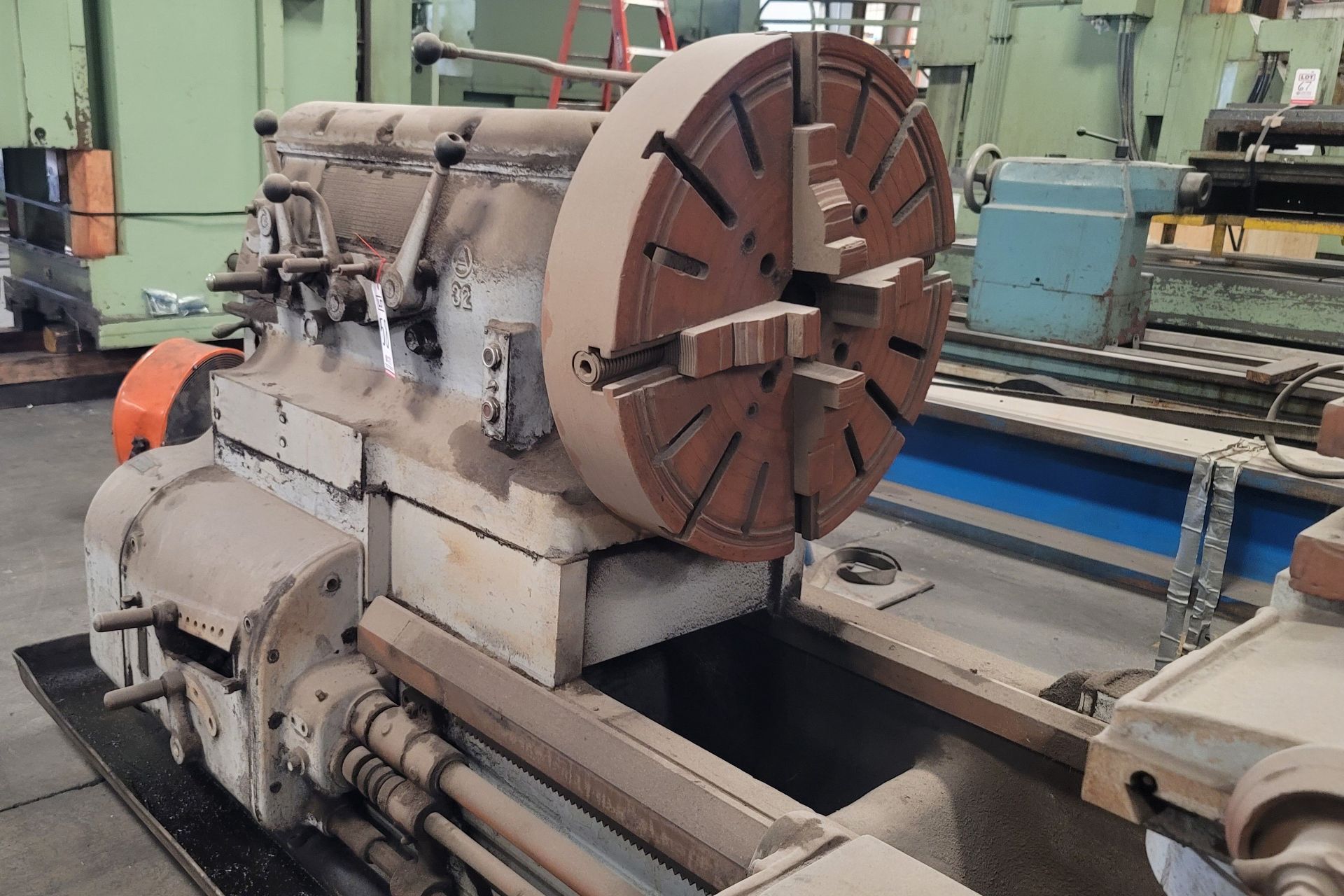 AXELSON A32 ENGINE LATHE, 32" X 168", 30" 4-JAW CHUCK, TAILSTOCK, (2) STEADY RESTS - Image 6 of 9