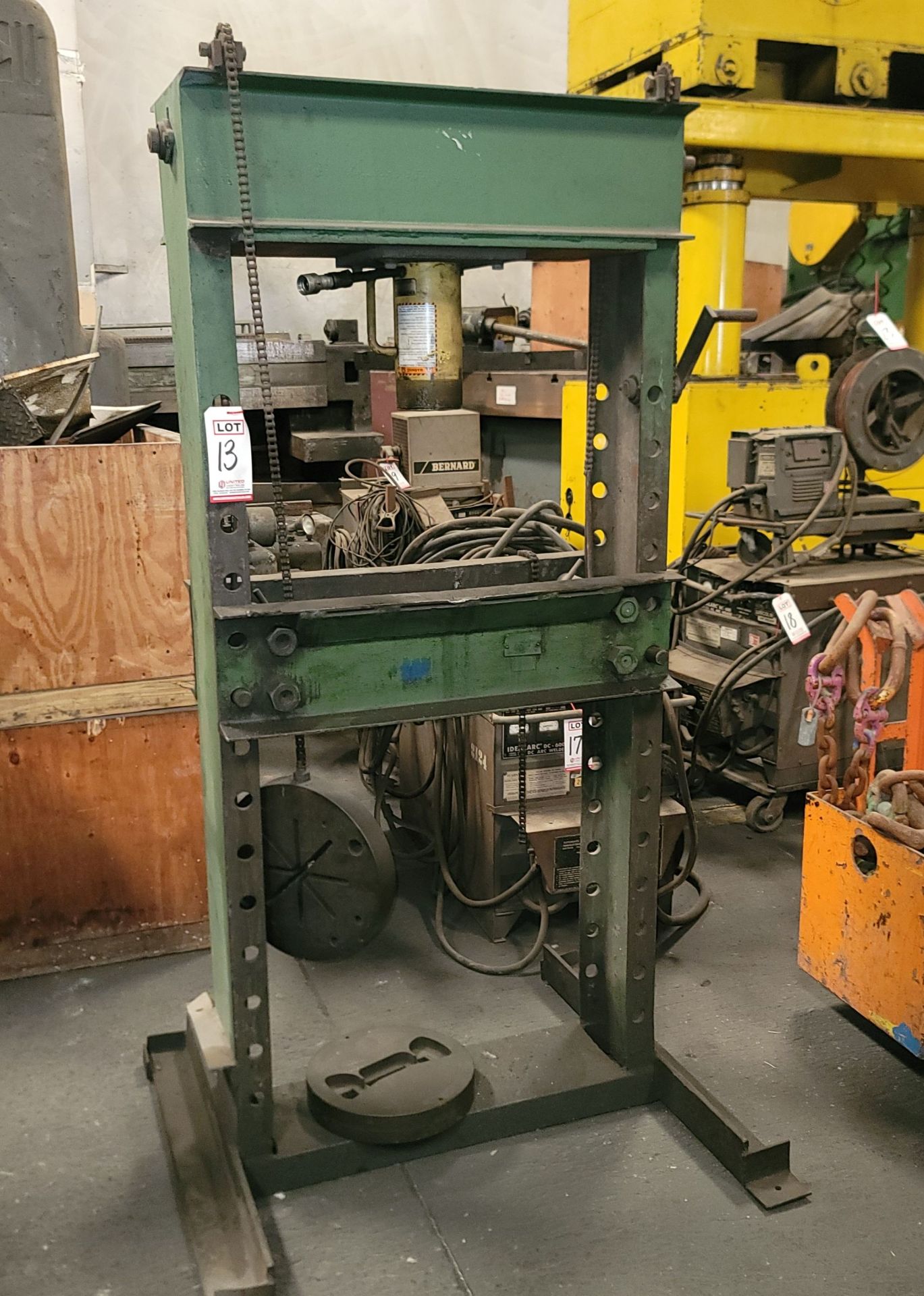 H-FRAME SHOP PRESS, W/ ENERPAC 50-TON HYDRAULIC RAM, DISTANCE BETWEEN UPRIGHTS: 30-1/2"