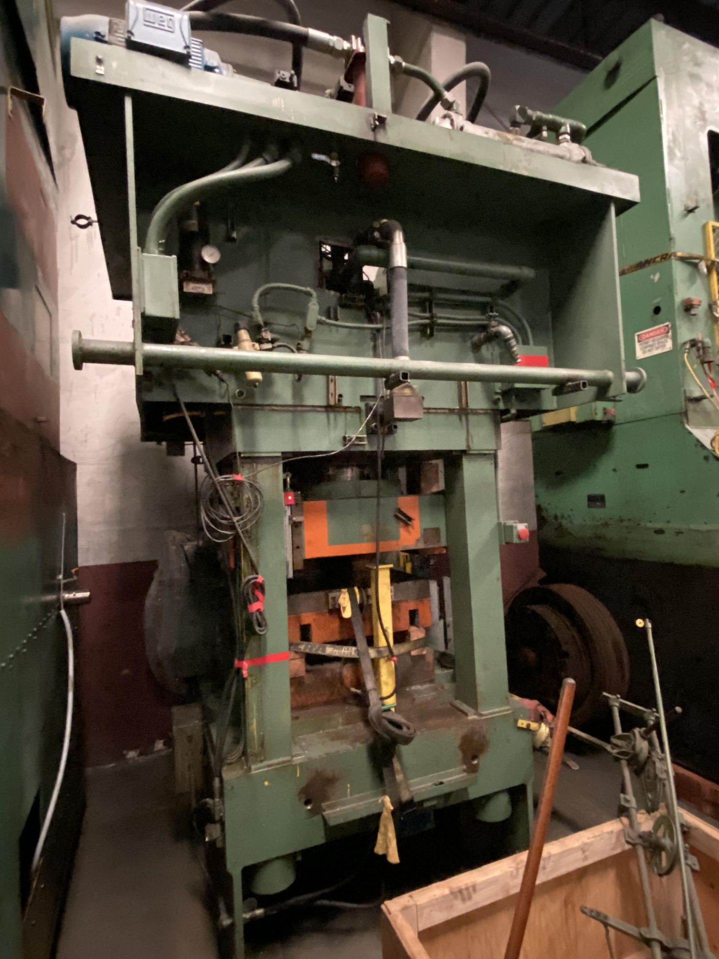 ADVANCED MACHINE DESIGN 570-TON STRAIGHT SIDE PRESS, MODEL 570-2230, S/N 8301 - Image 9 of 9