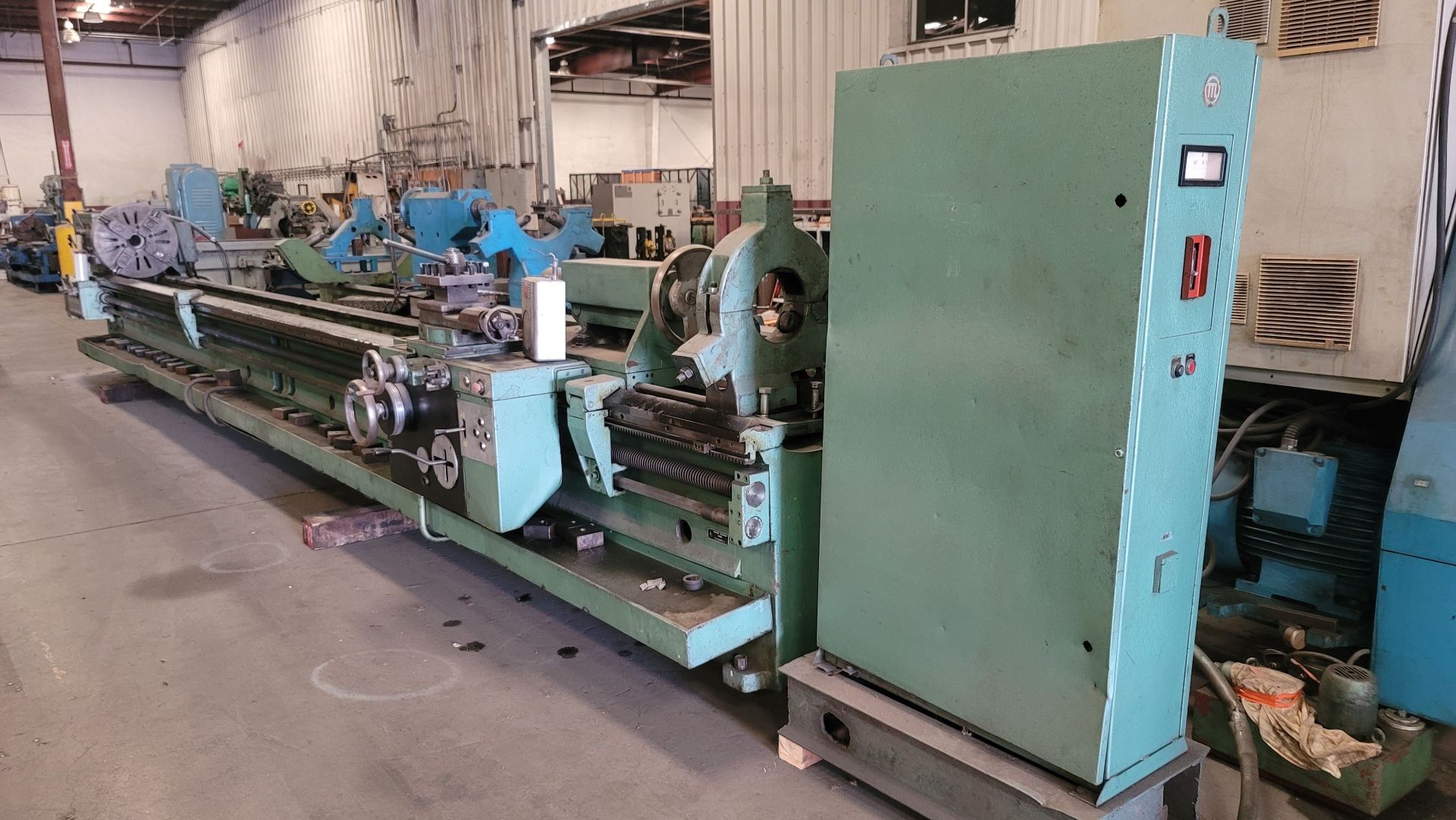 TOS ENGINE LATHE, MODEL SUS-63, 25" X 320", 26" 4-JAW CHUCK, TAILSTOCK, STEADY REST, S/N 436809 - Image 3 of 9