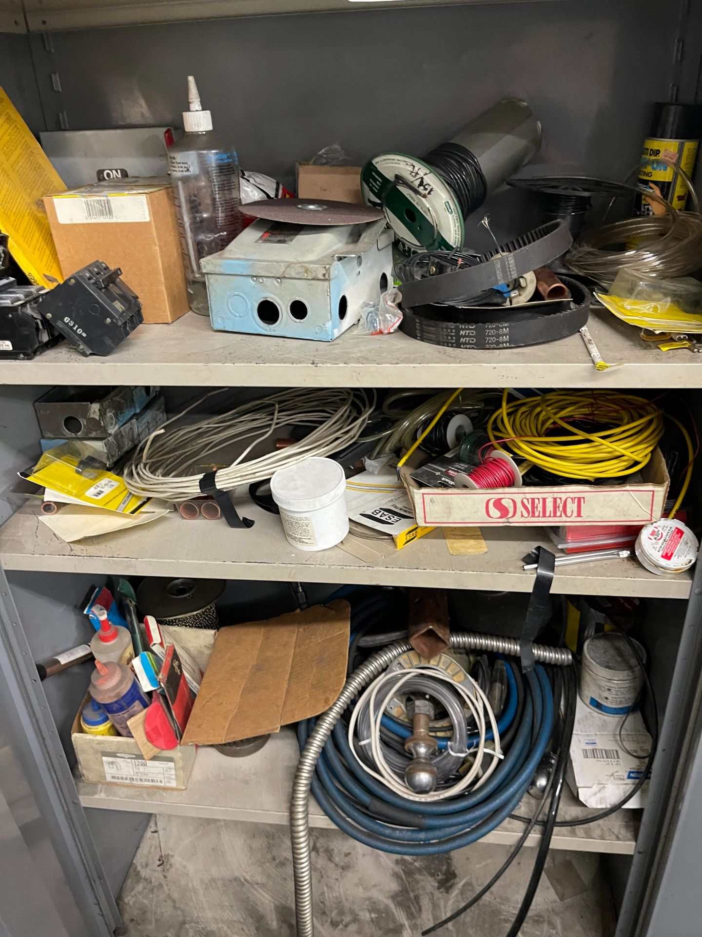 LOT - CONTENTS ONLY INCLUDING WIRE, ELECTRICAL SUPPLIES, NO CABINET - Image 2 of 3