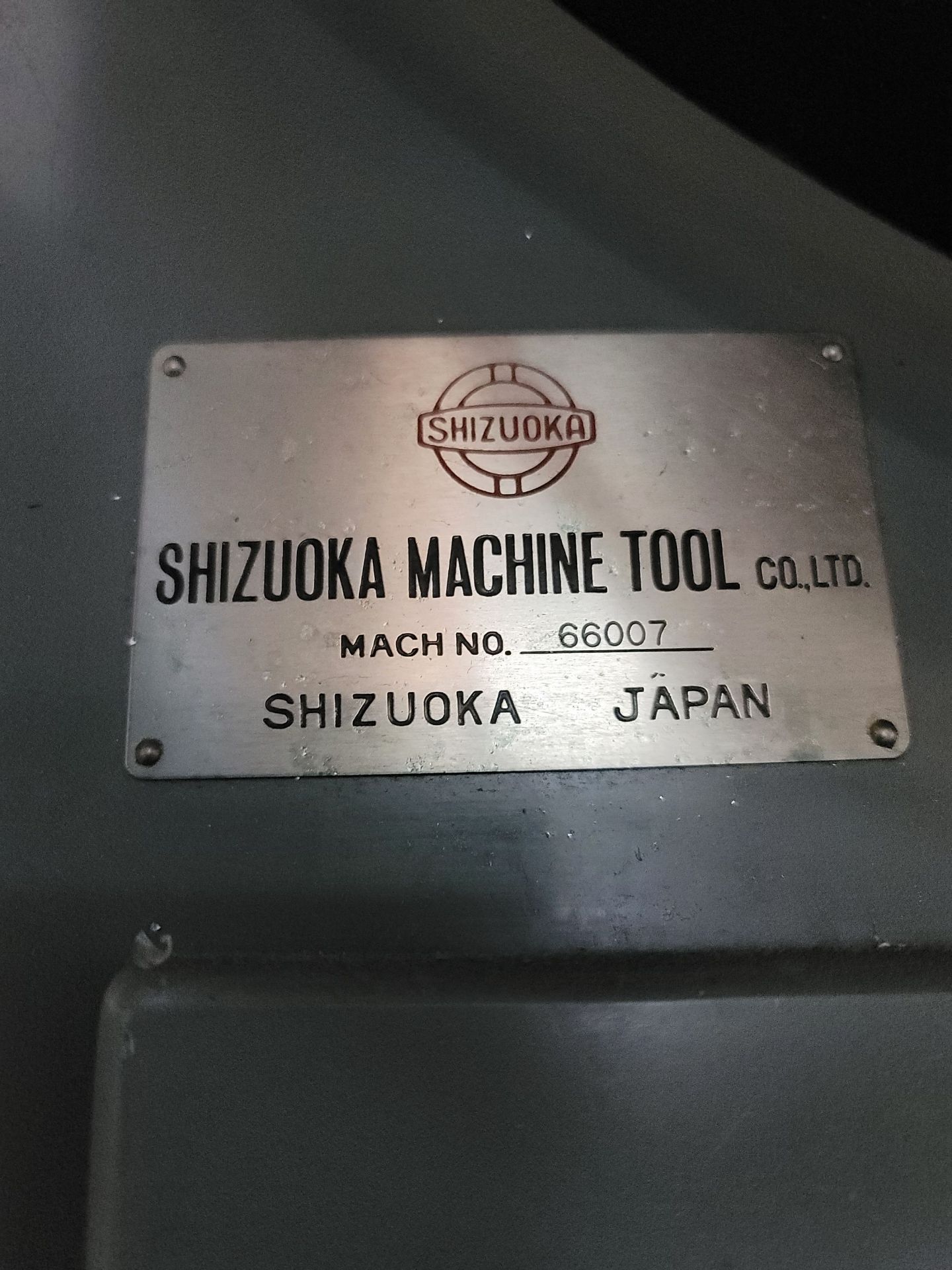 SHIZUOKA MILLMASTER B-10V VERTICAL MACHINING CENTER, FANUC SYSTEM 11M CNC CONTROL, BT50 TAPER, 24 - Image 8 of 11