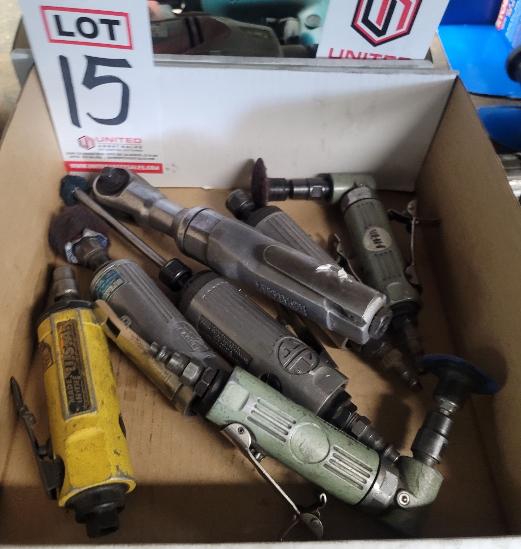 LOT - PNEUMATIC DIE GRINDERS AND 3/8" AIR RATCHET