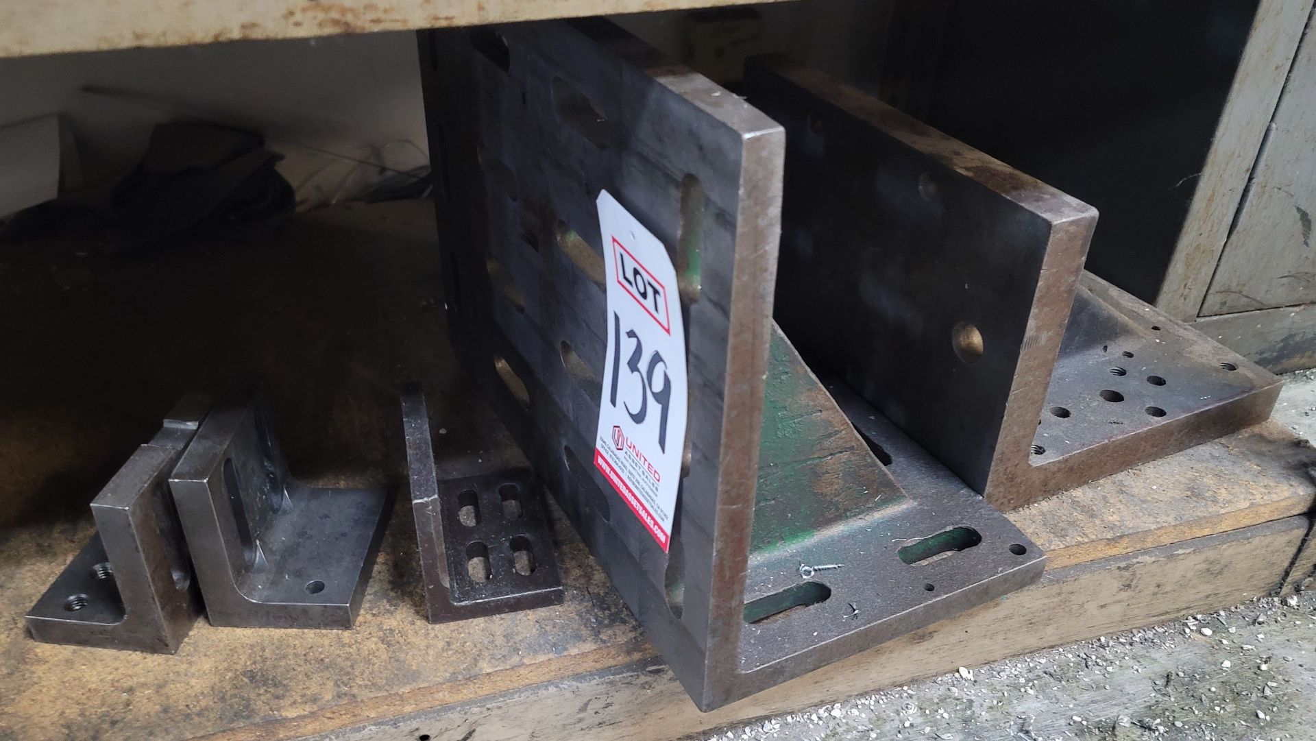 LOT - (5) ANGLE PLATES, VARIOUS SIZES