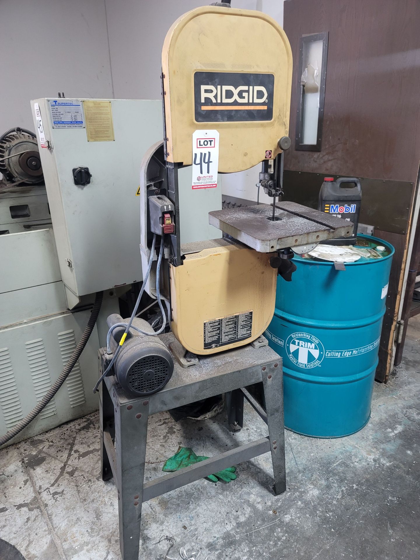 RIDGID 14" BAND SAW, MODEL BS14002