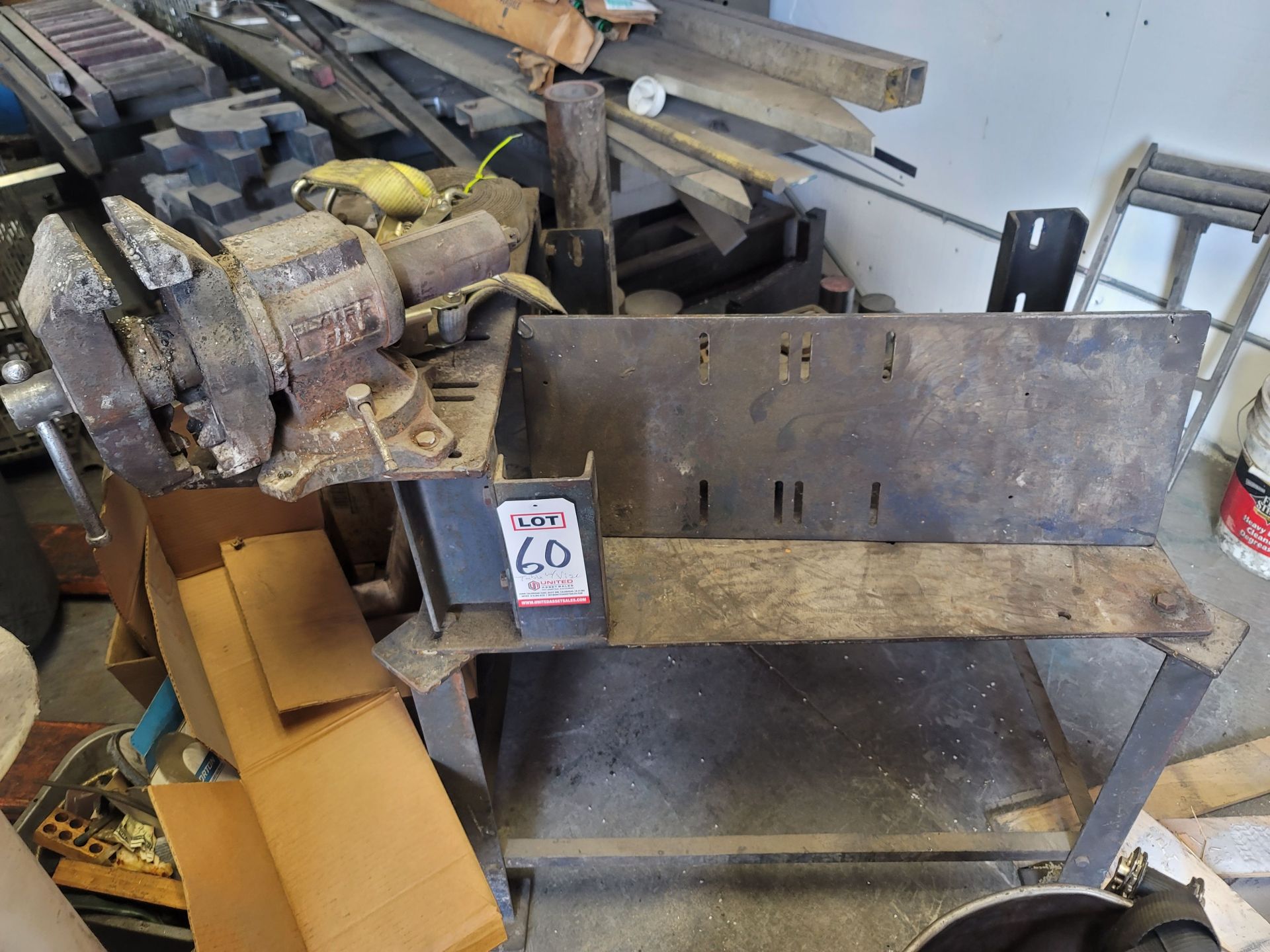 SMALL WELDING TABLE, 3' X 23-1/2" X 5/16" STEEL TOP, W/ 5" OLYMPIA VISE