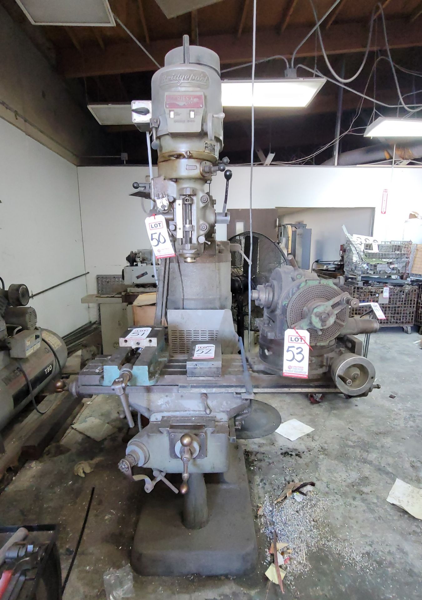 BRIDGEPORT SERIES I VERTICAL MILL, 2 HP, S/N 204662, J-HEAD S/N J216863