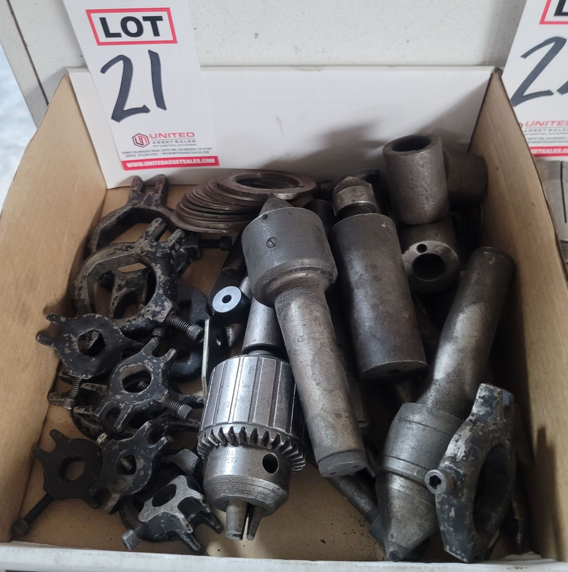 LOT - TAPER CENTERS AND OTHER LATHE TOOLING