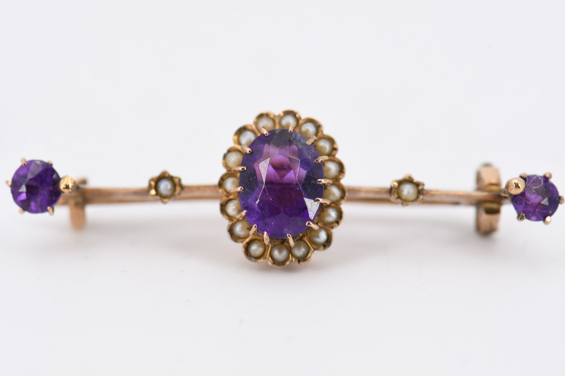 Konvolut: Historische Amethyst-Nadel und Diamant-Ohrschmuck - Bild 4 aus 7