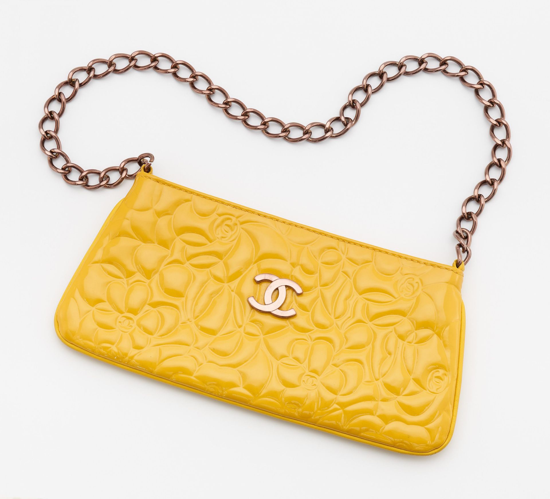 Chanel: Kleine Henkeltasche