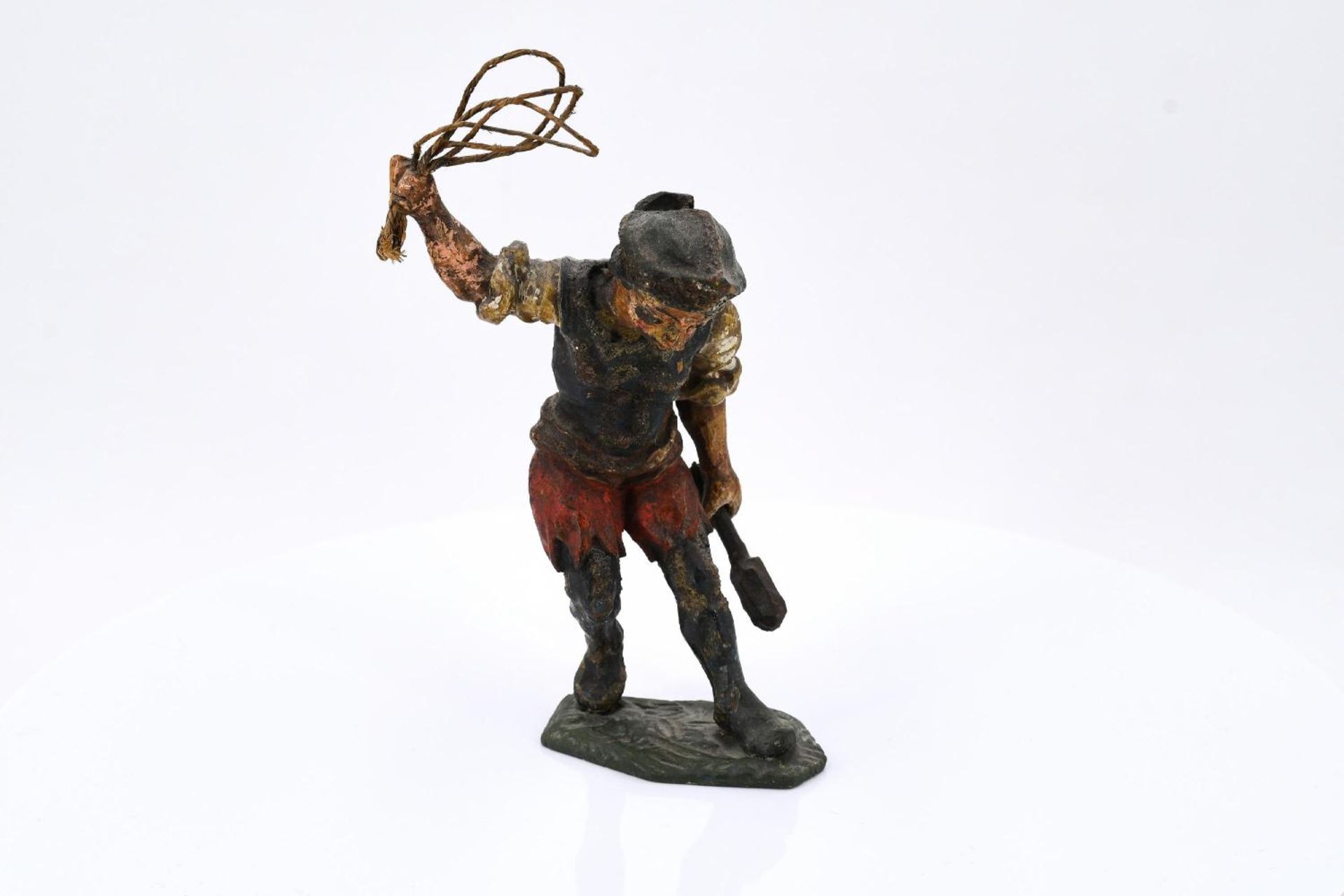 Wooden figurine of a flagellant - Image 2 of 10