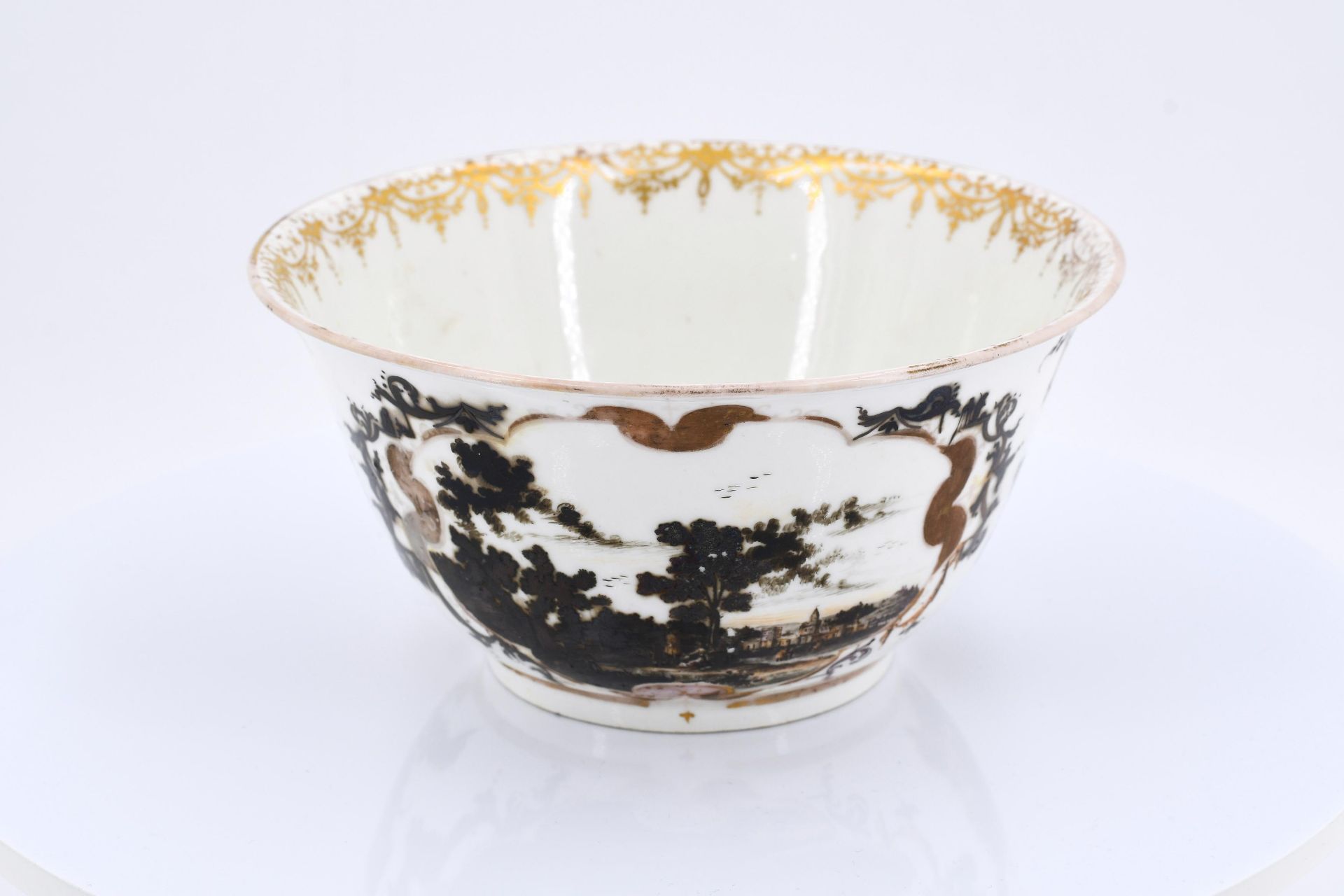Porcelain bowl with harbour scenery - Image 2 of 15
