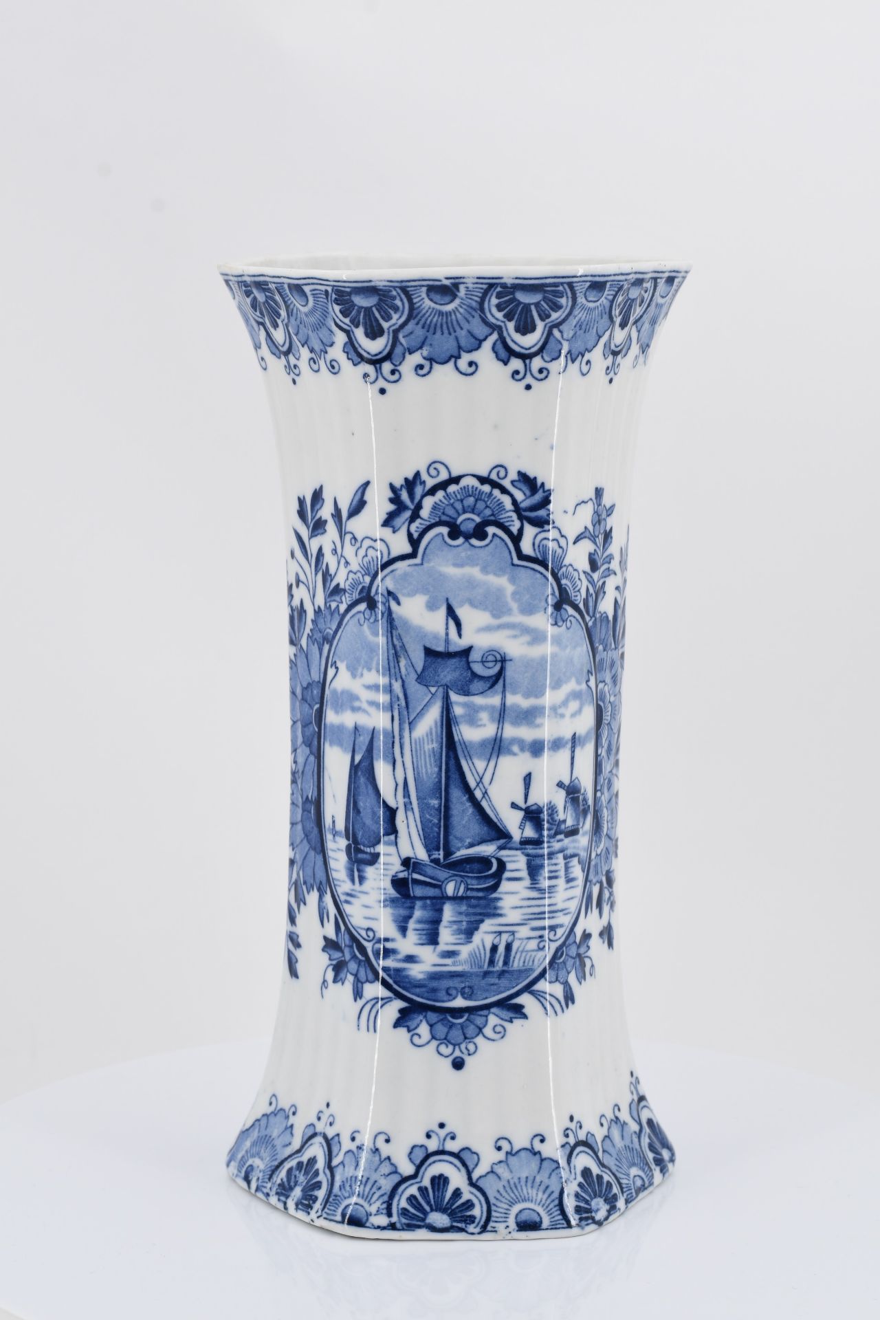 Großes Konvolut Vasen und Teller - Image 11 of 22