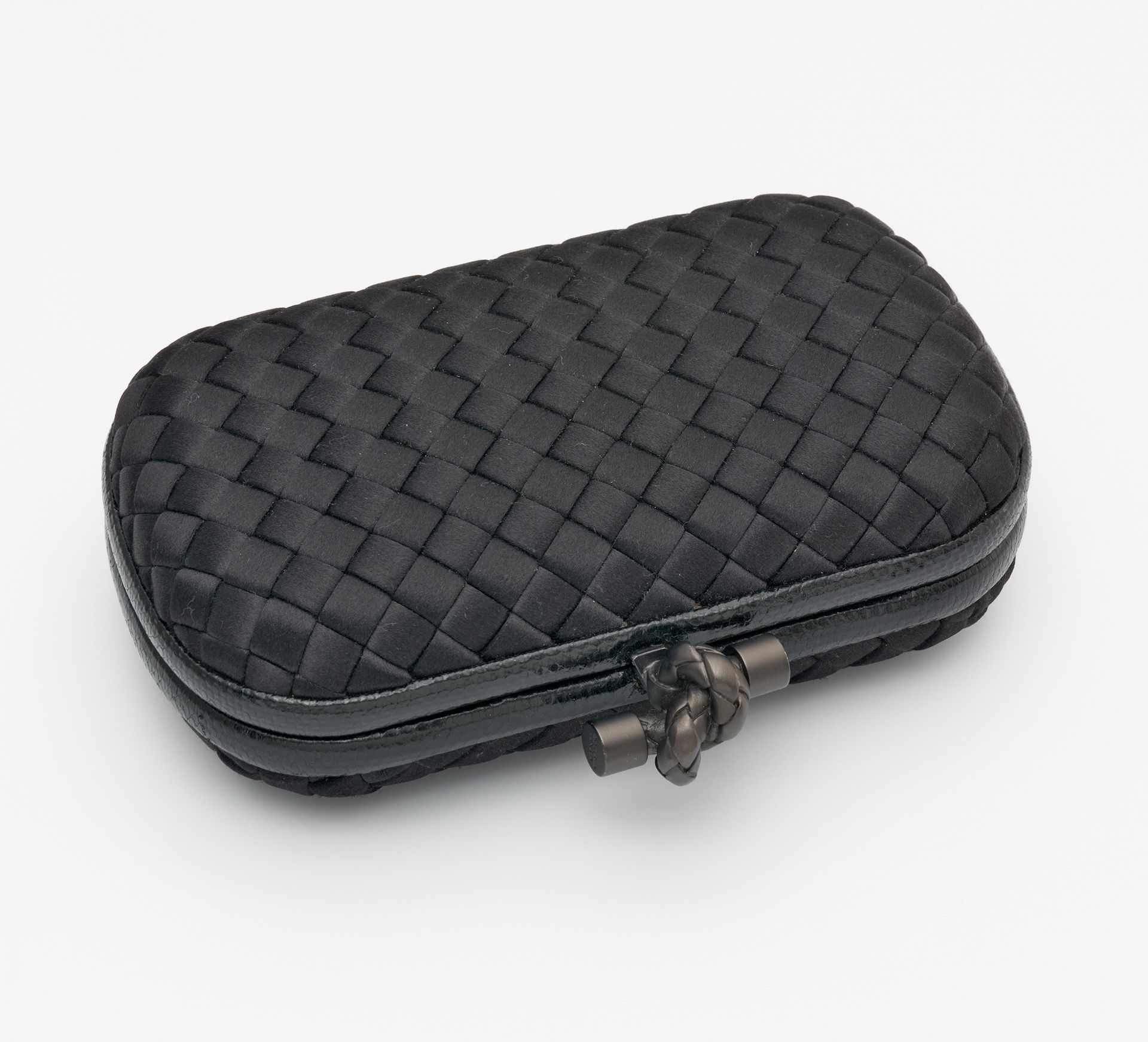 Bottega Veneta: Pochette Knot - Clutch