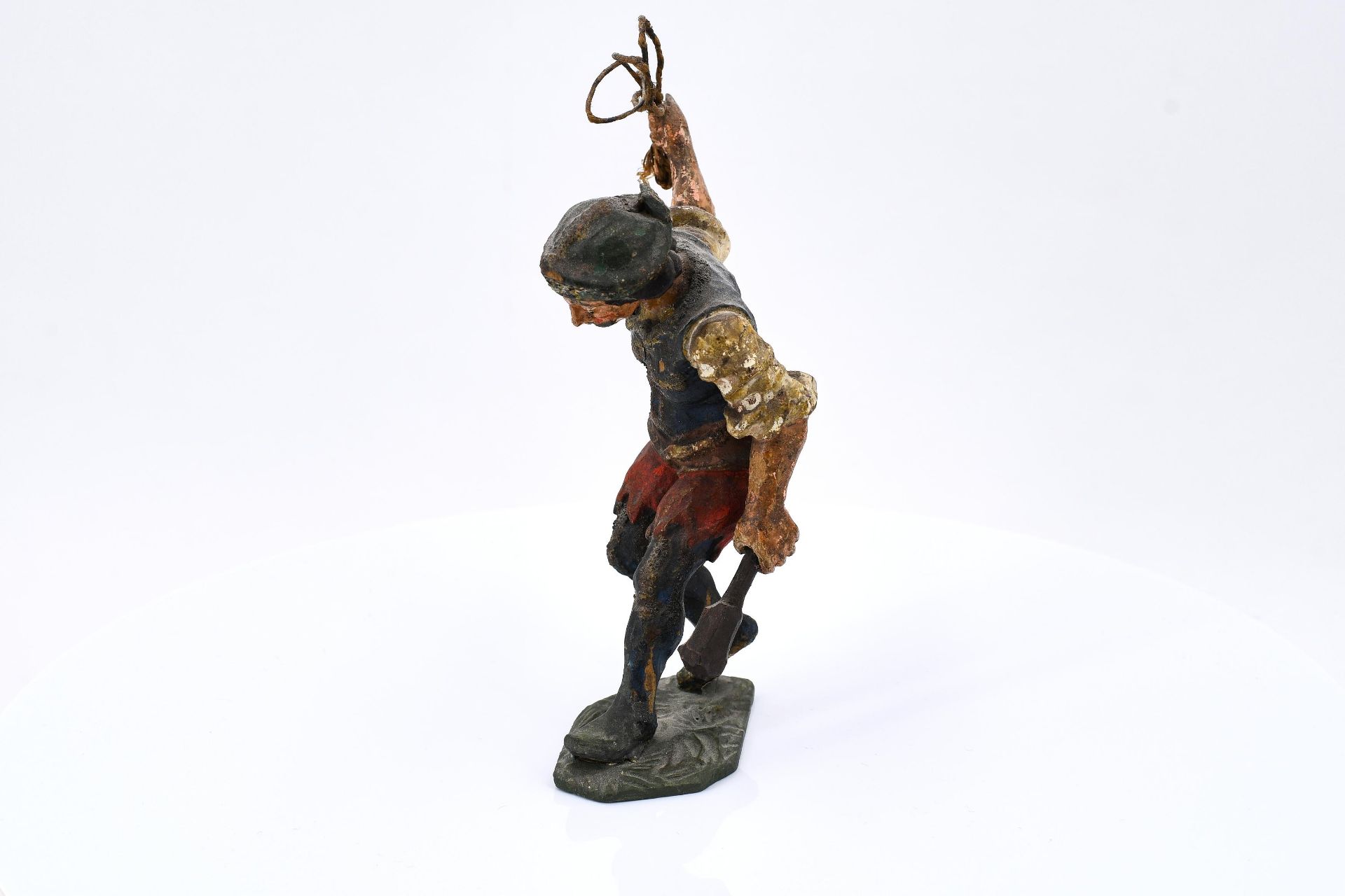 Wooden figurine of a flagellant - Image 3 of 10