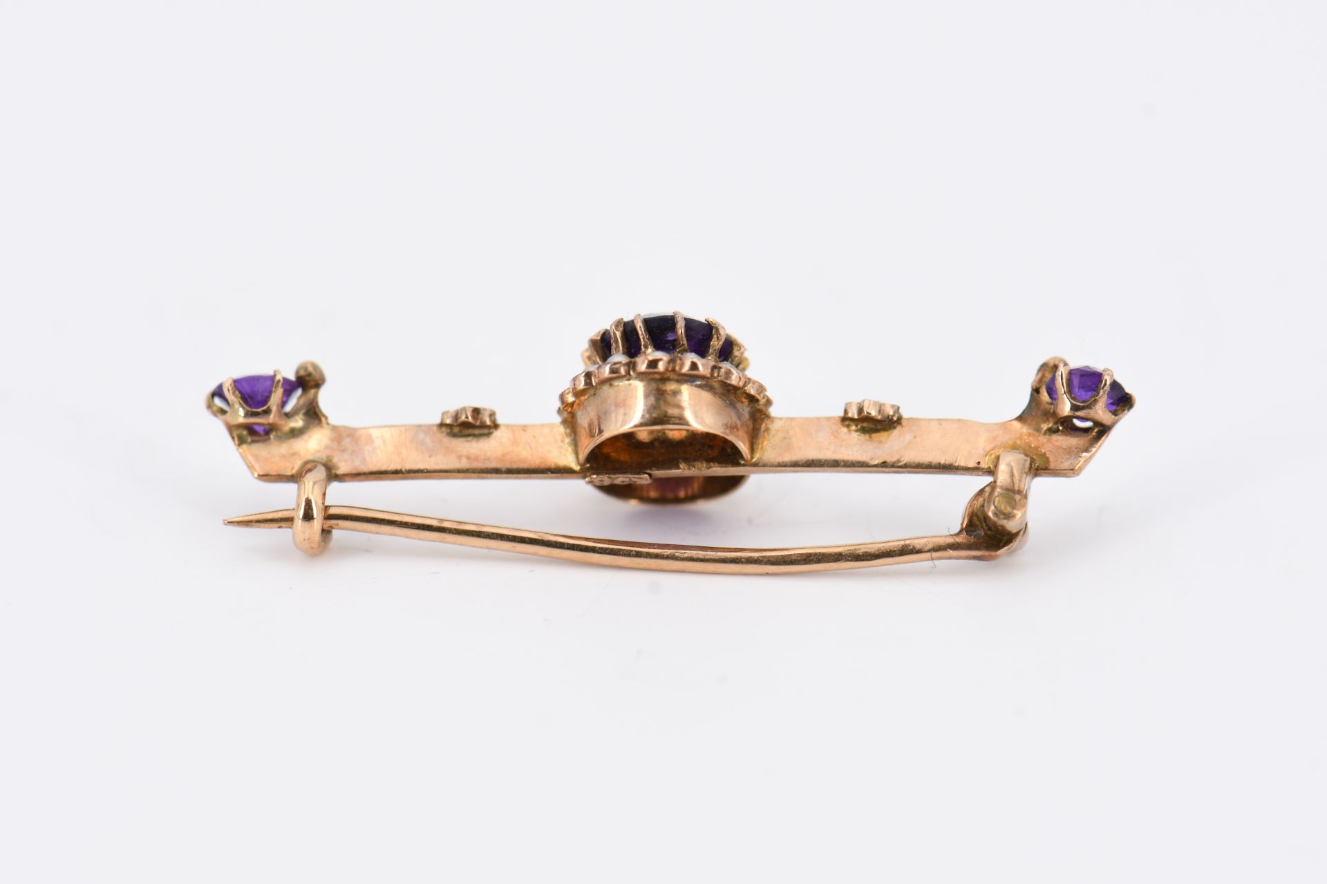 Konvolut: Historische Amethyst-Nadel und Diamant-Ohrschmuck - Bild 6 aus 7