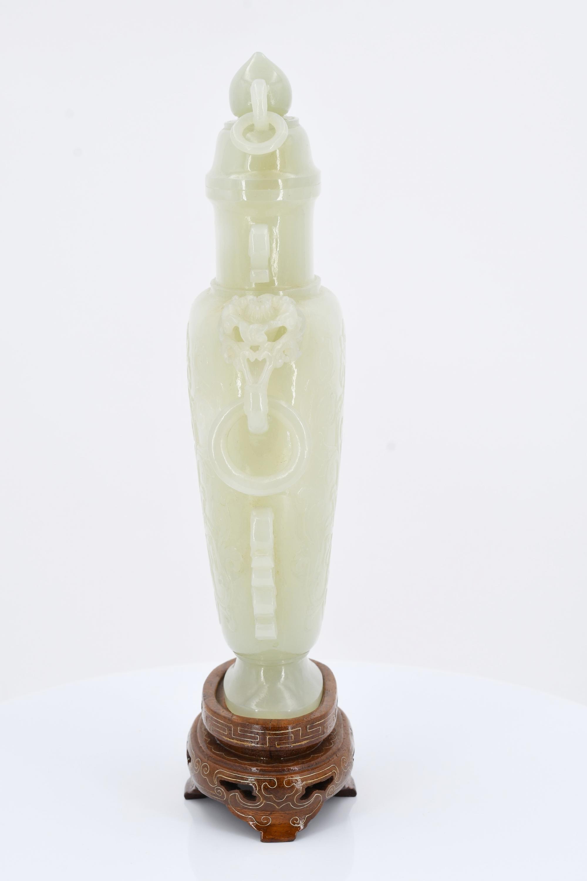 Lidded vase with pedestal - Image 3 of 7