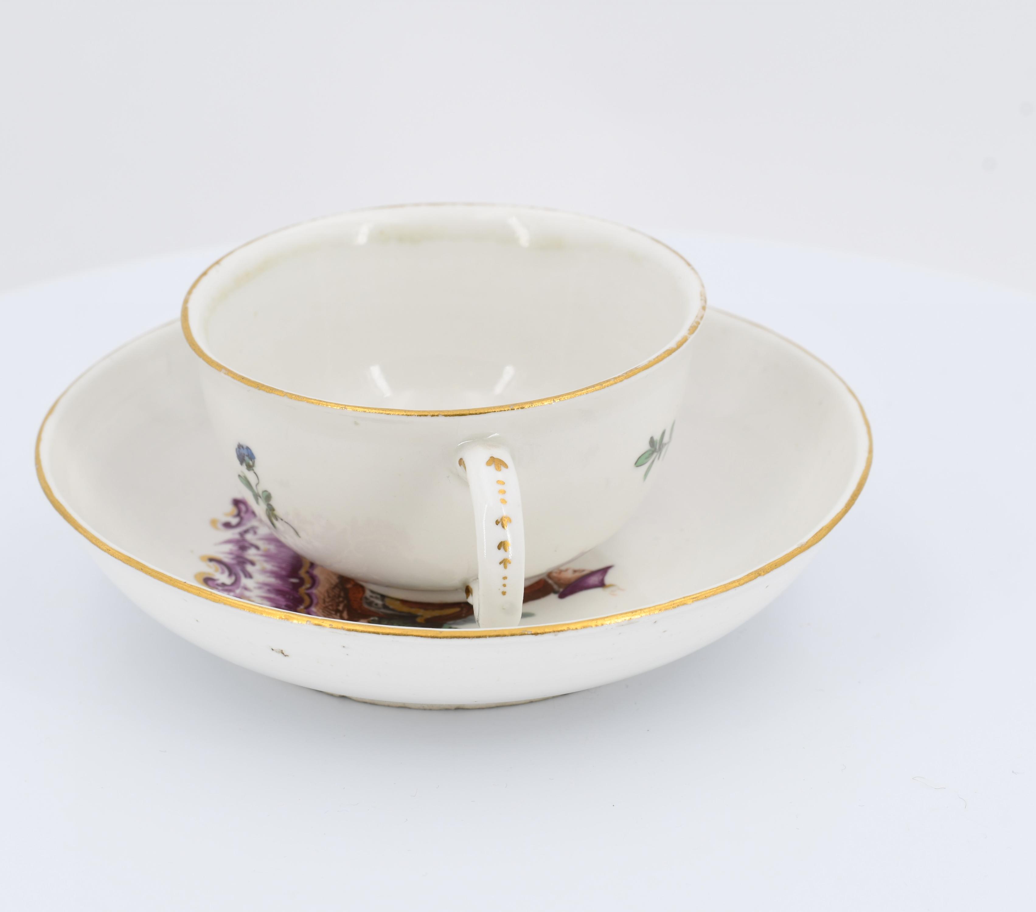 Cup and saucer with chinoiseries - Image 3 of 7