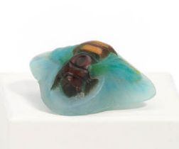 Small paperweight with bee