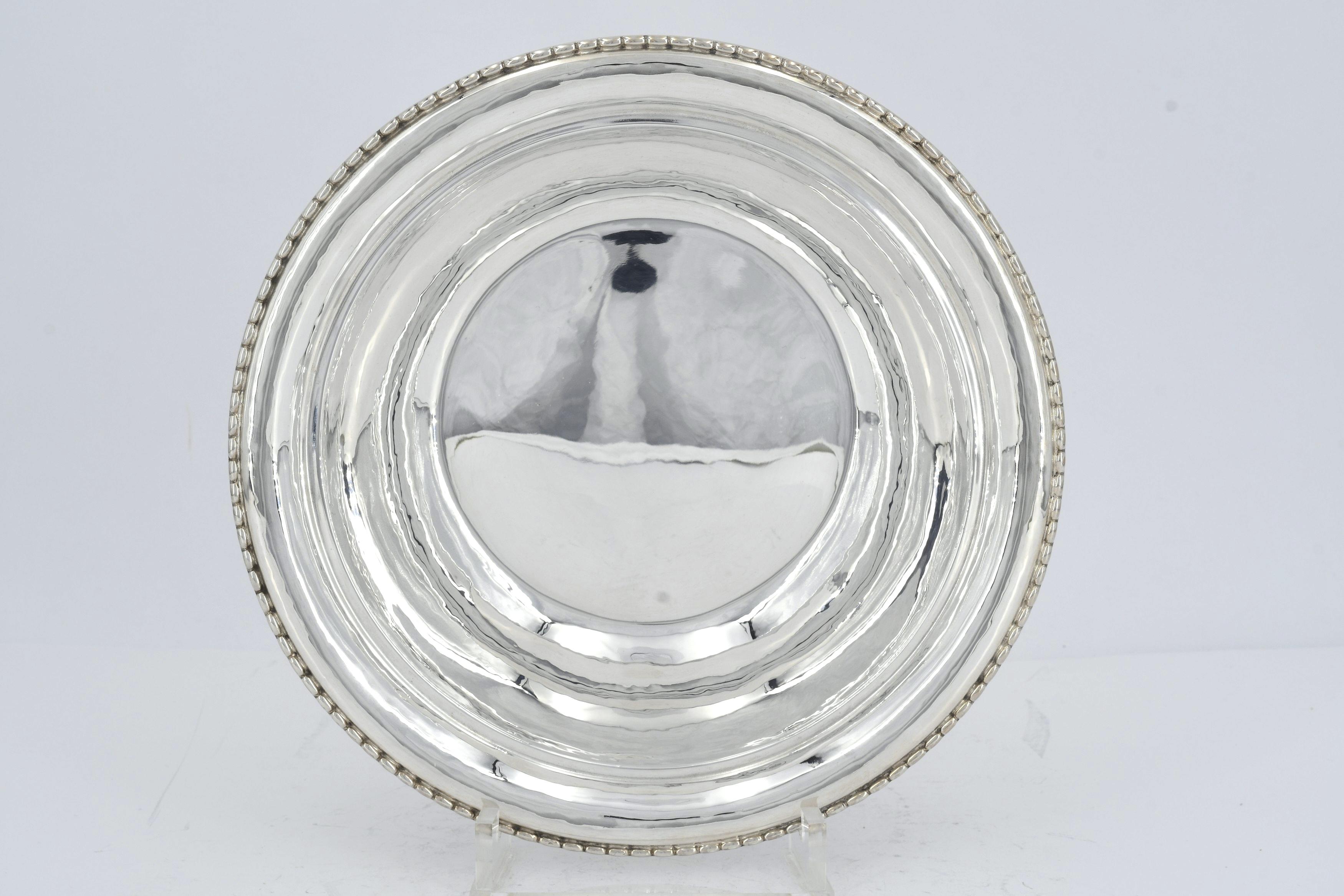 Pair of silver vegetable bowls - Image 3 of 12