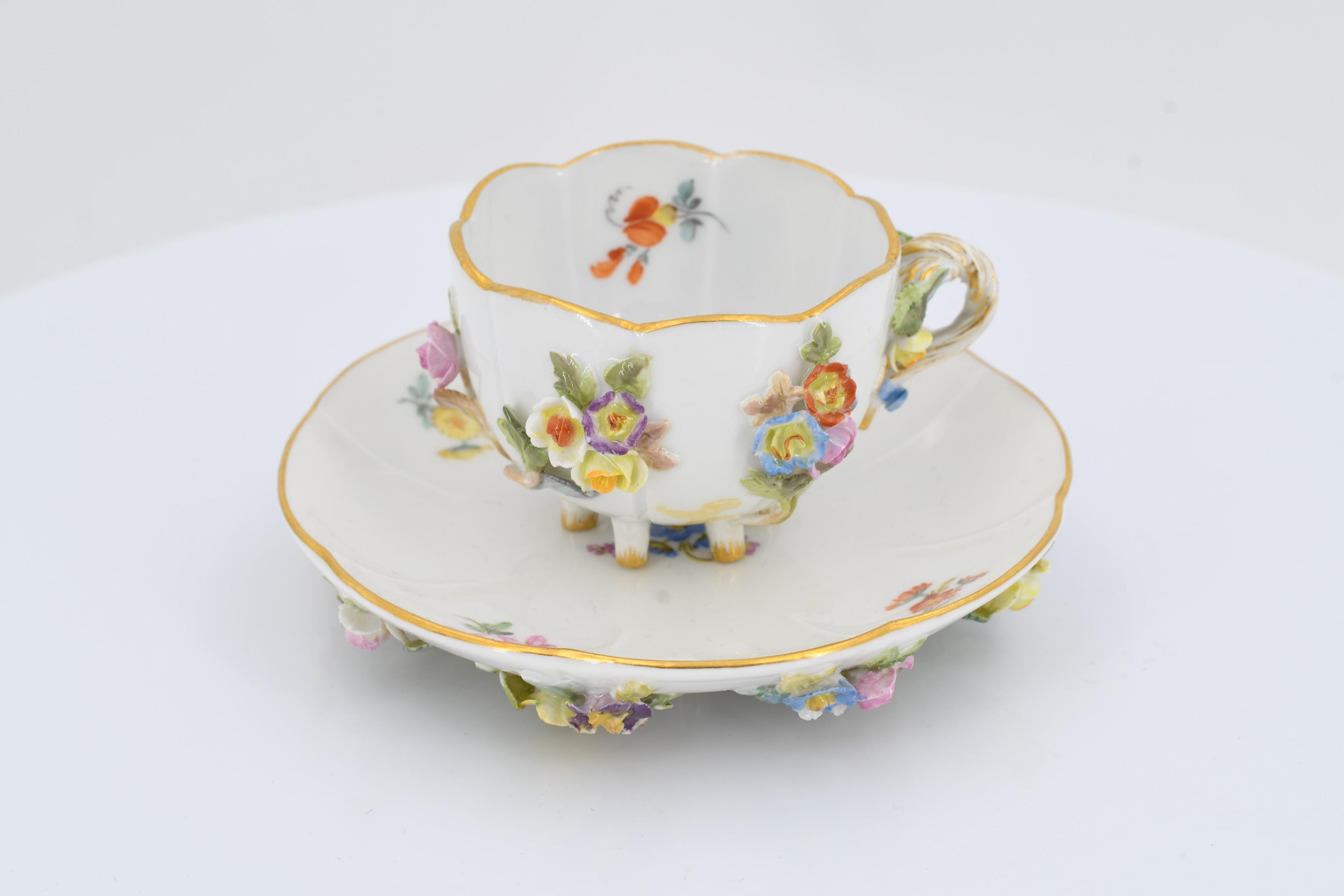 Jug and three cups with saucers decorated with applied flowers - Image 4 of 12