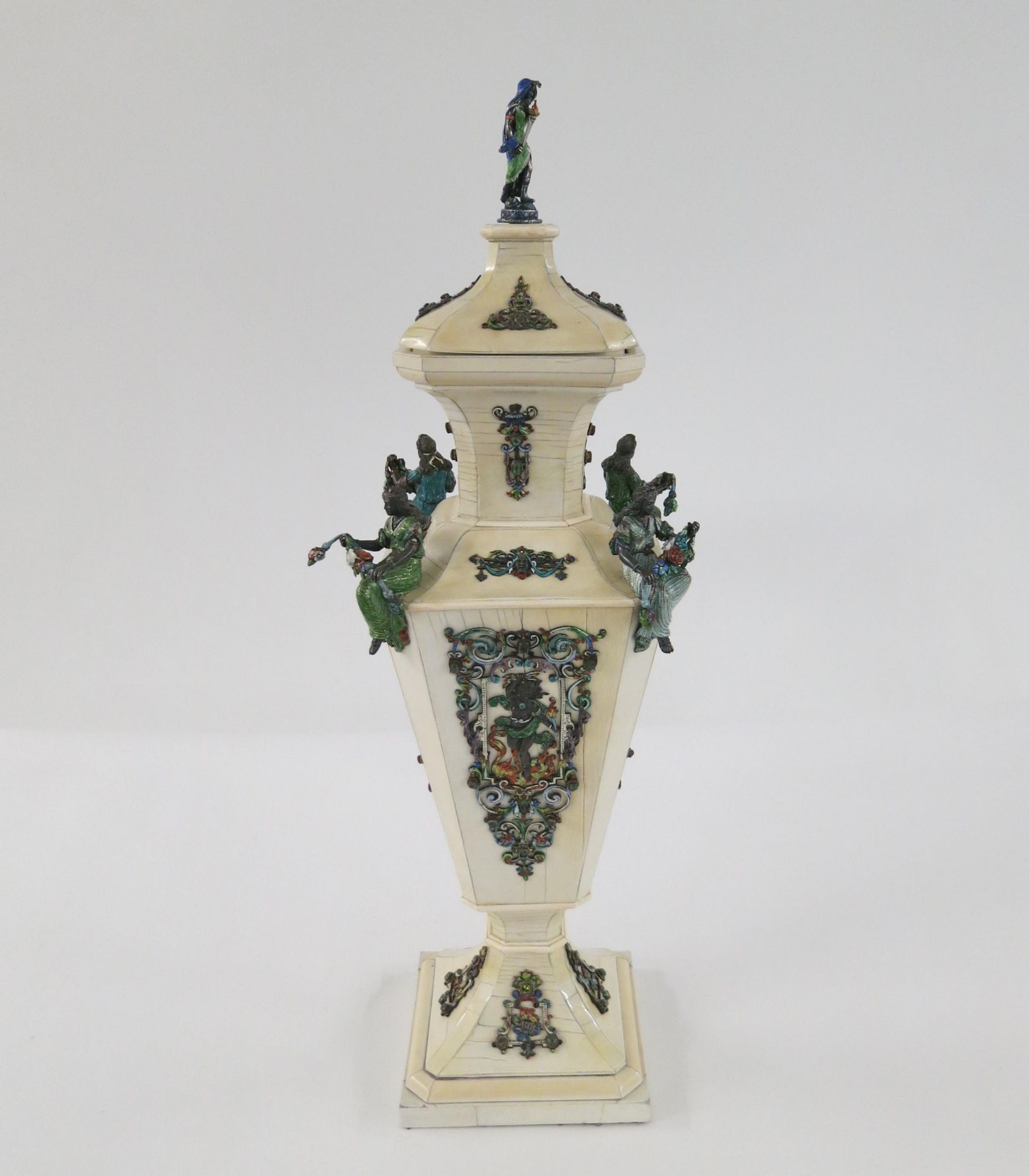 Pair of magnificent ornamental vases with fine enamel décor - Image 10 of 11