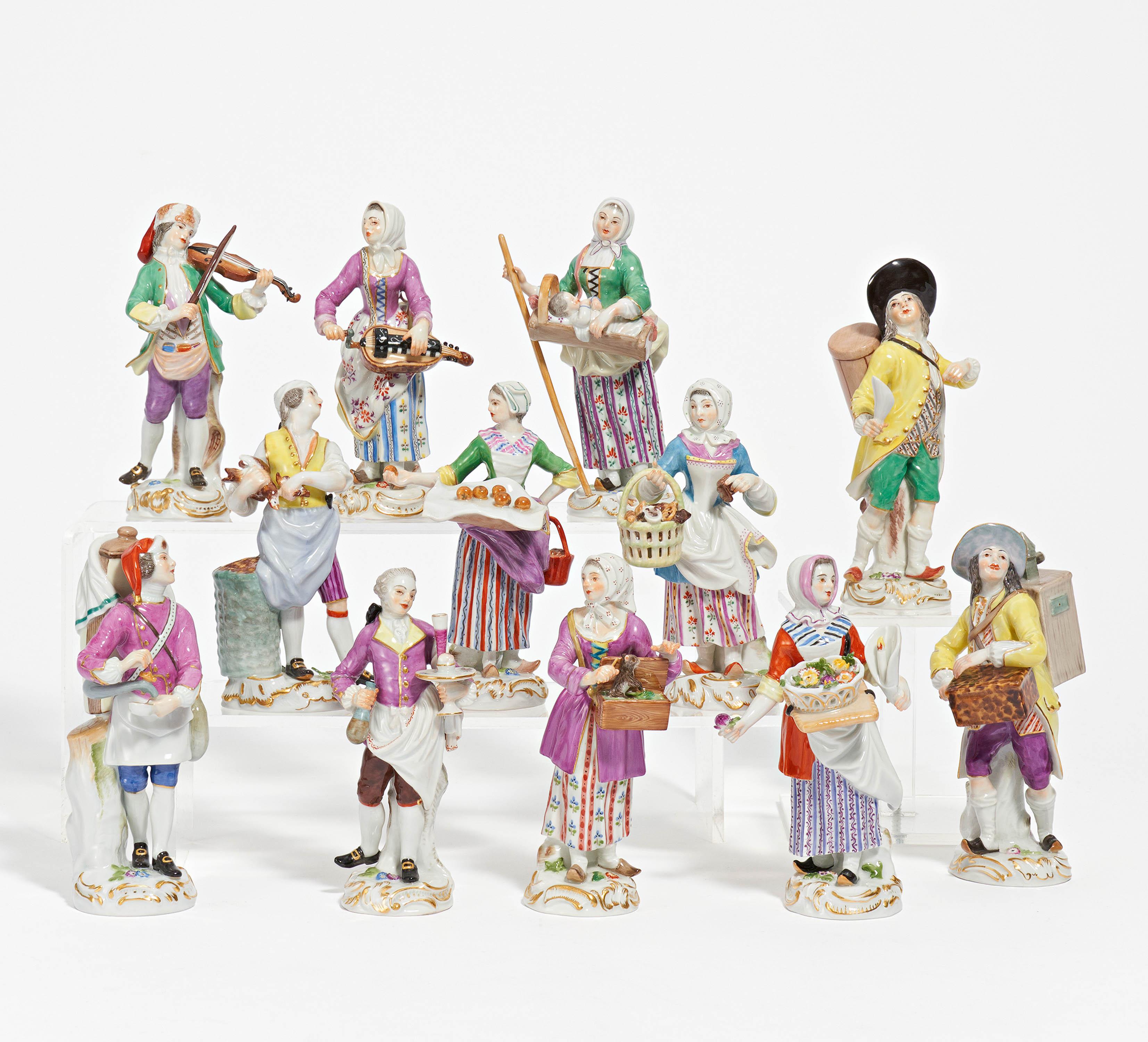 12 figurines from a series "Cris de Paris"