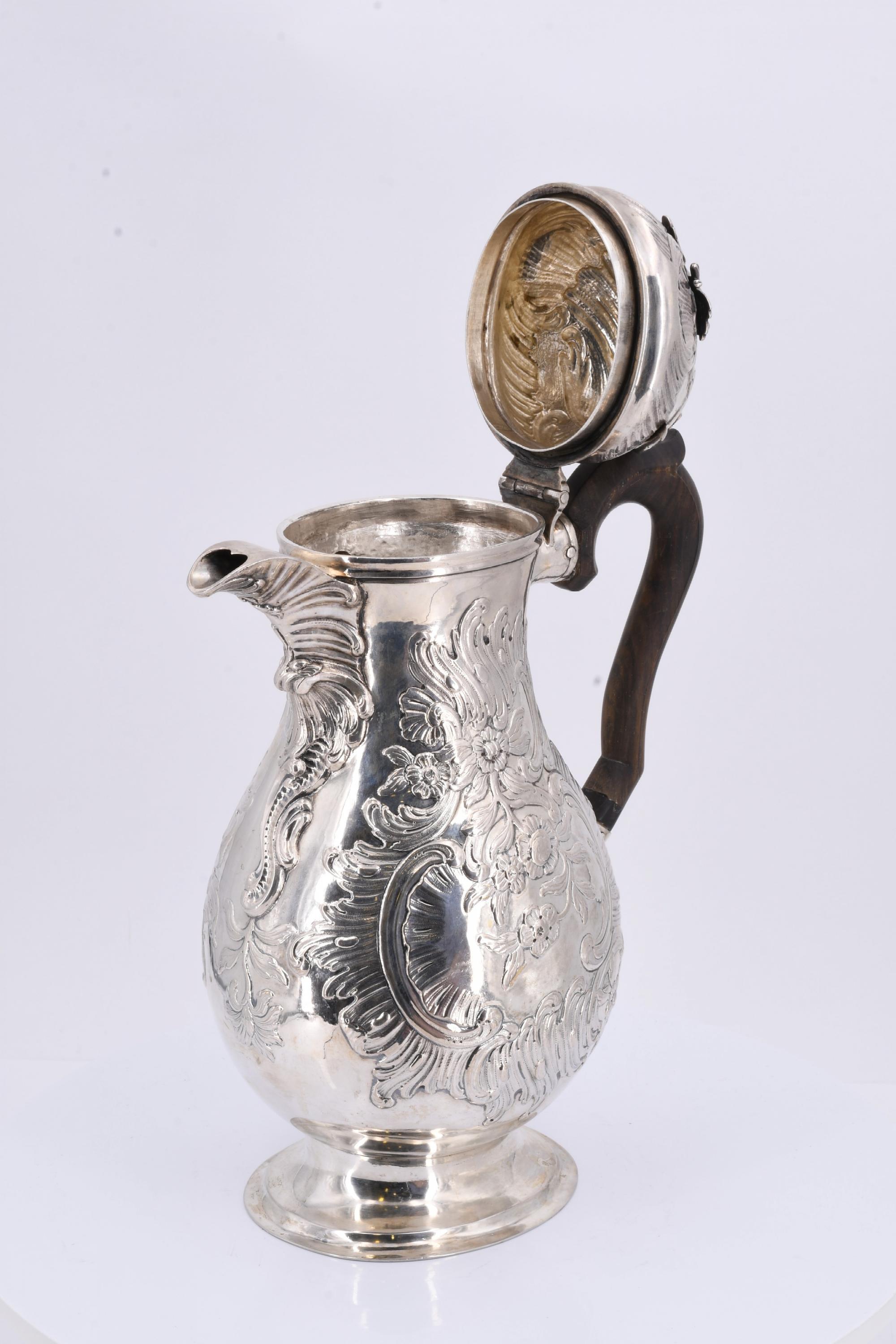 Large Rococo coffee pot - Image 6 of 7