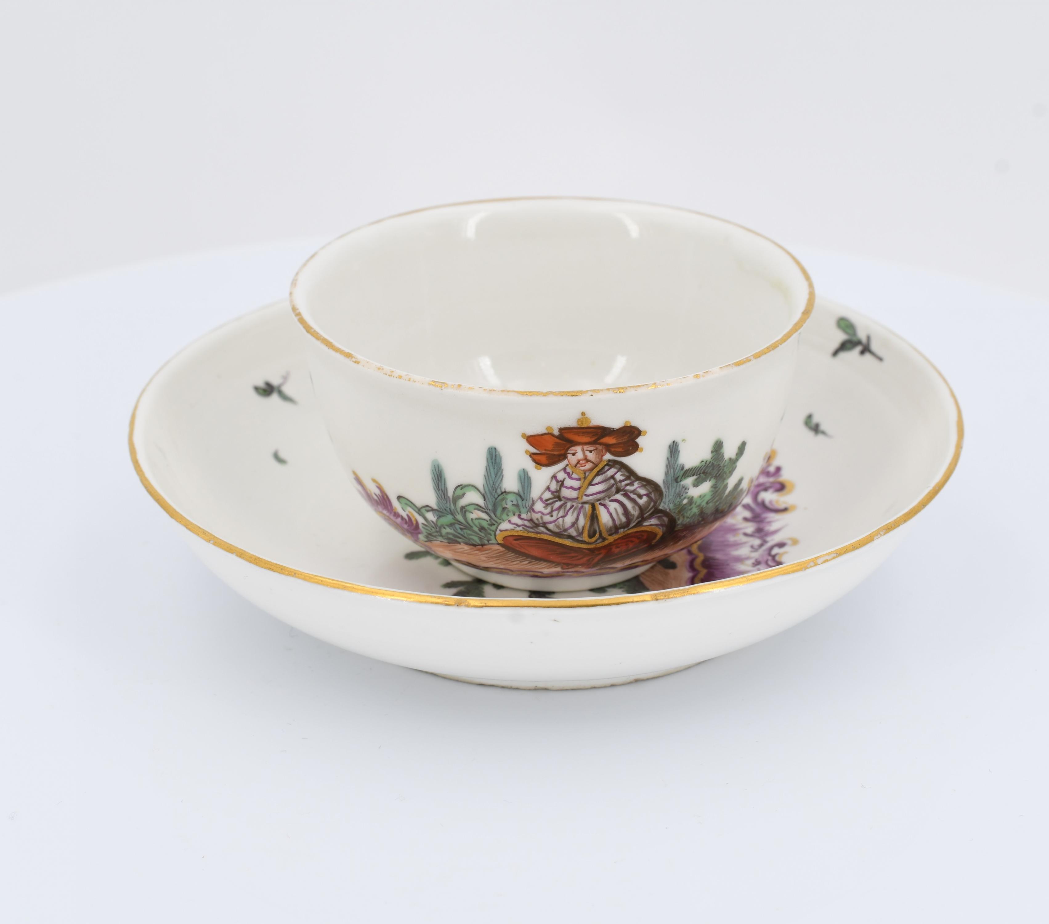 Cup and saucer with chinoiseries - Image 5 of 7
