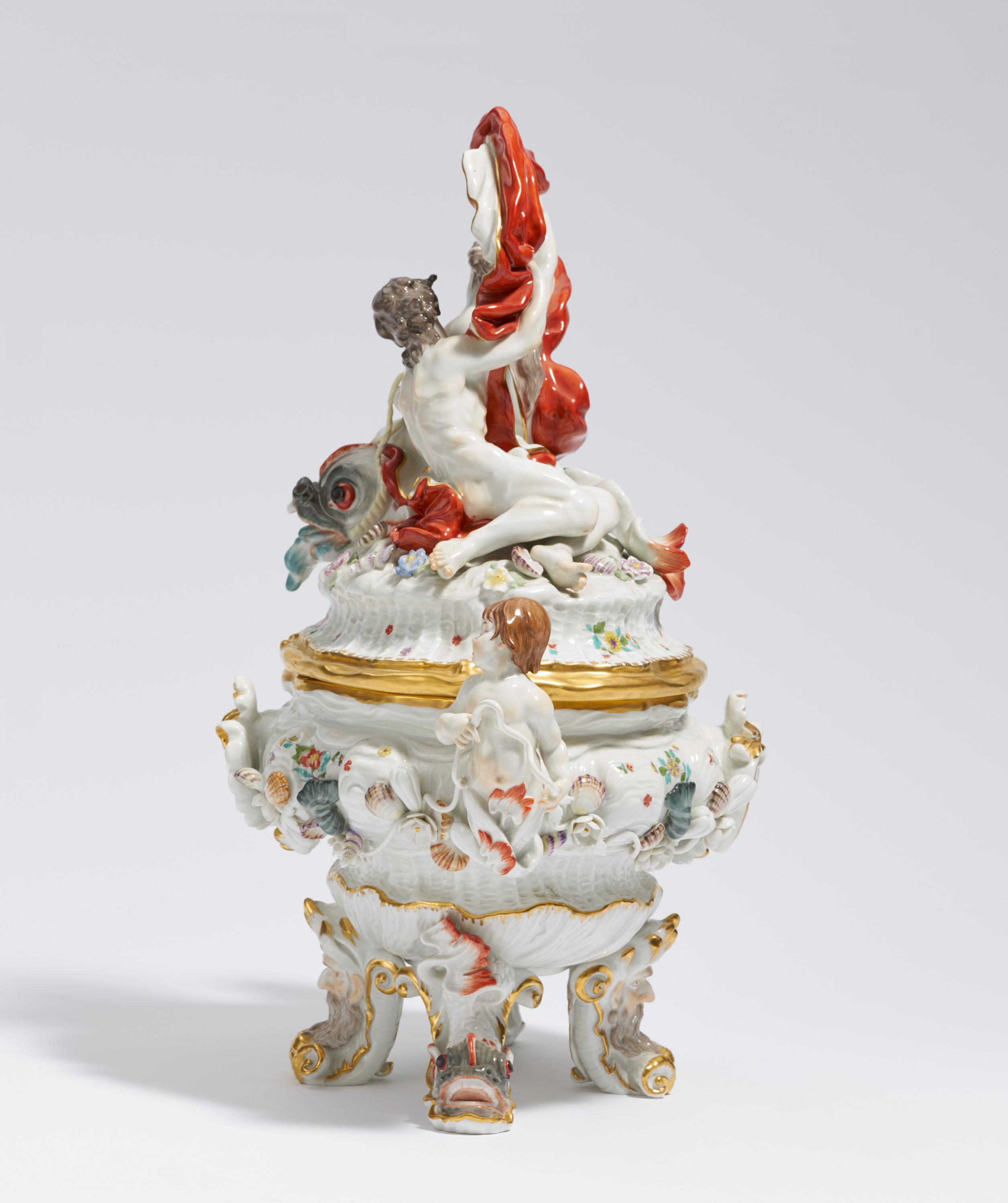 Tureen with Acis and Galathea from the Swan Service - Image 2 of 7