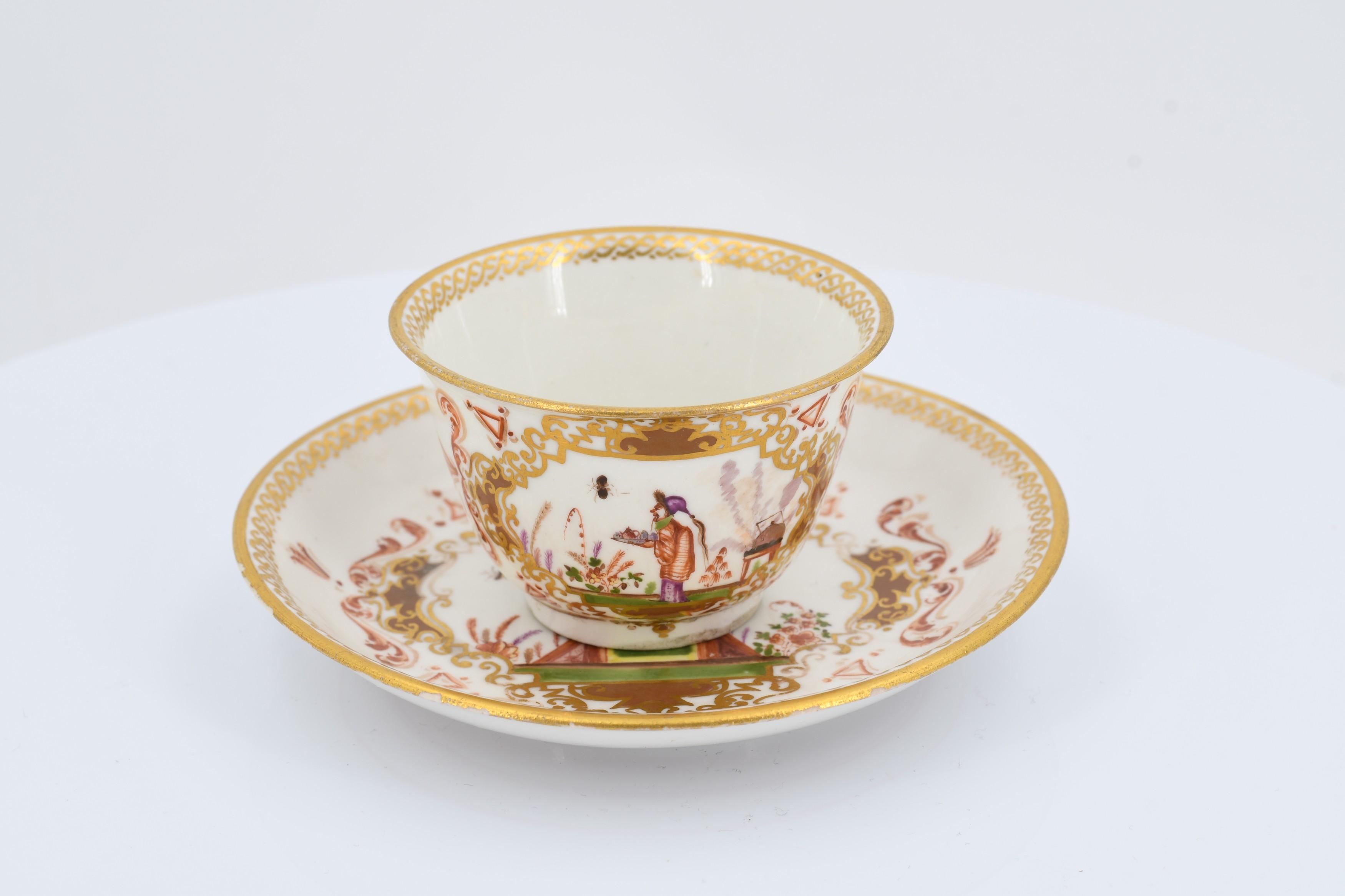 Tea bowl and saucer with chinoiseries - Image 2 of 7