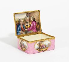 Snuff box with Watteau scenes