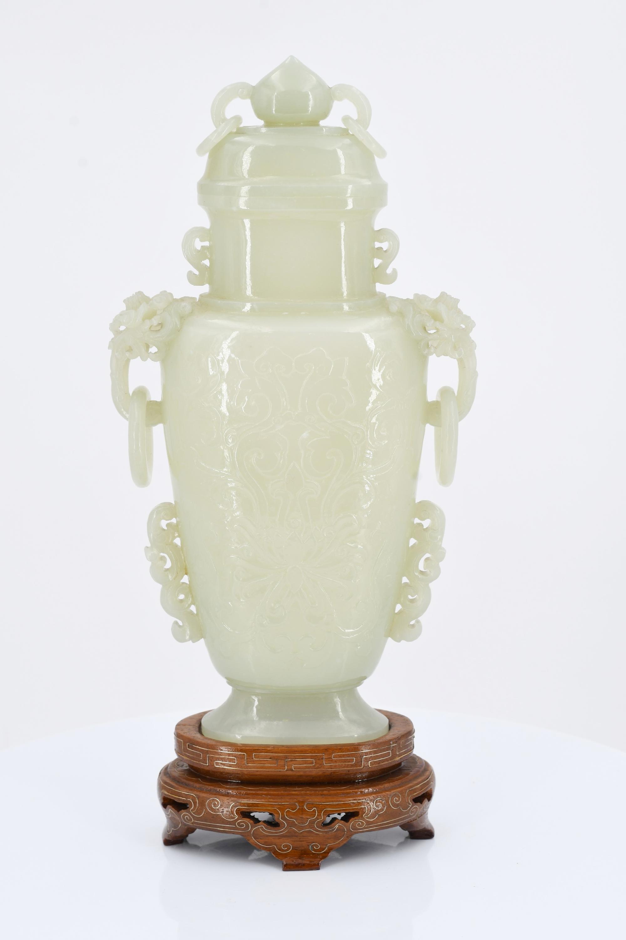 Lidded vase with pedestal - Image 4 of 7