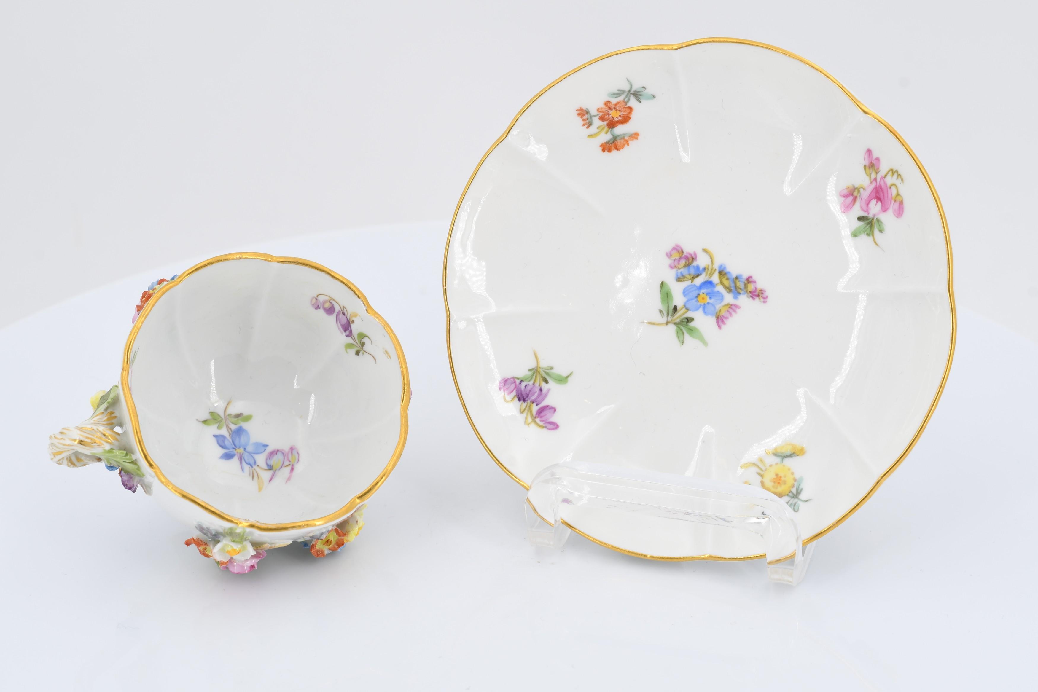 Jug and three cups with saucers decorated with applied flowers - Image 6 of 12