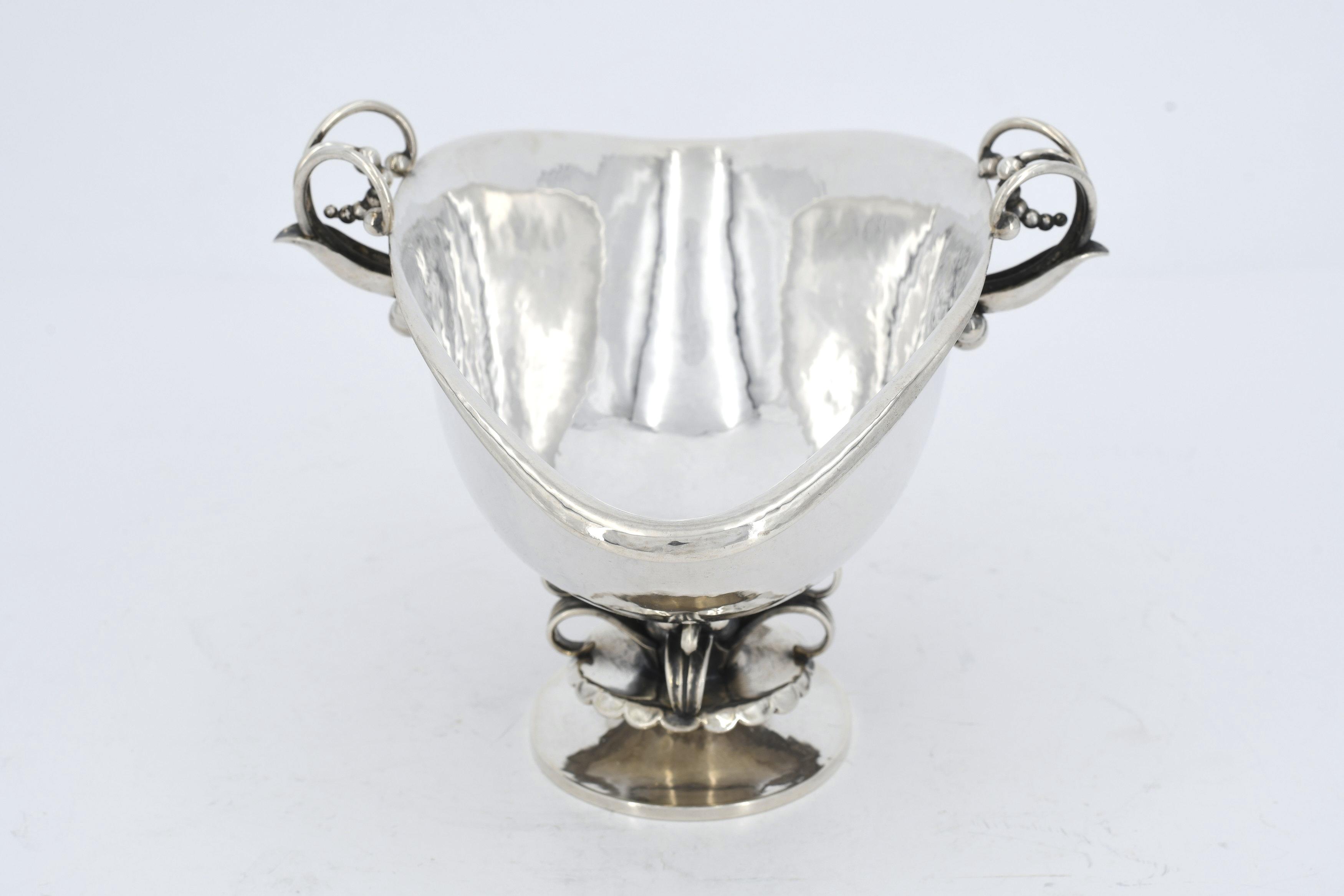 Silver gravy boat and sauce spoon - Image 5 of 9