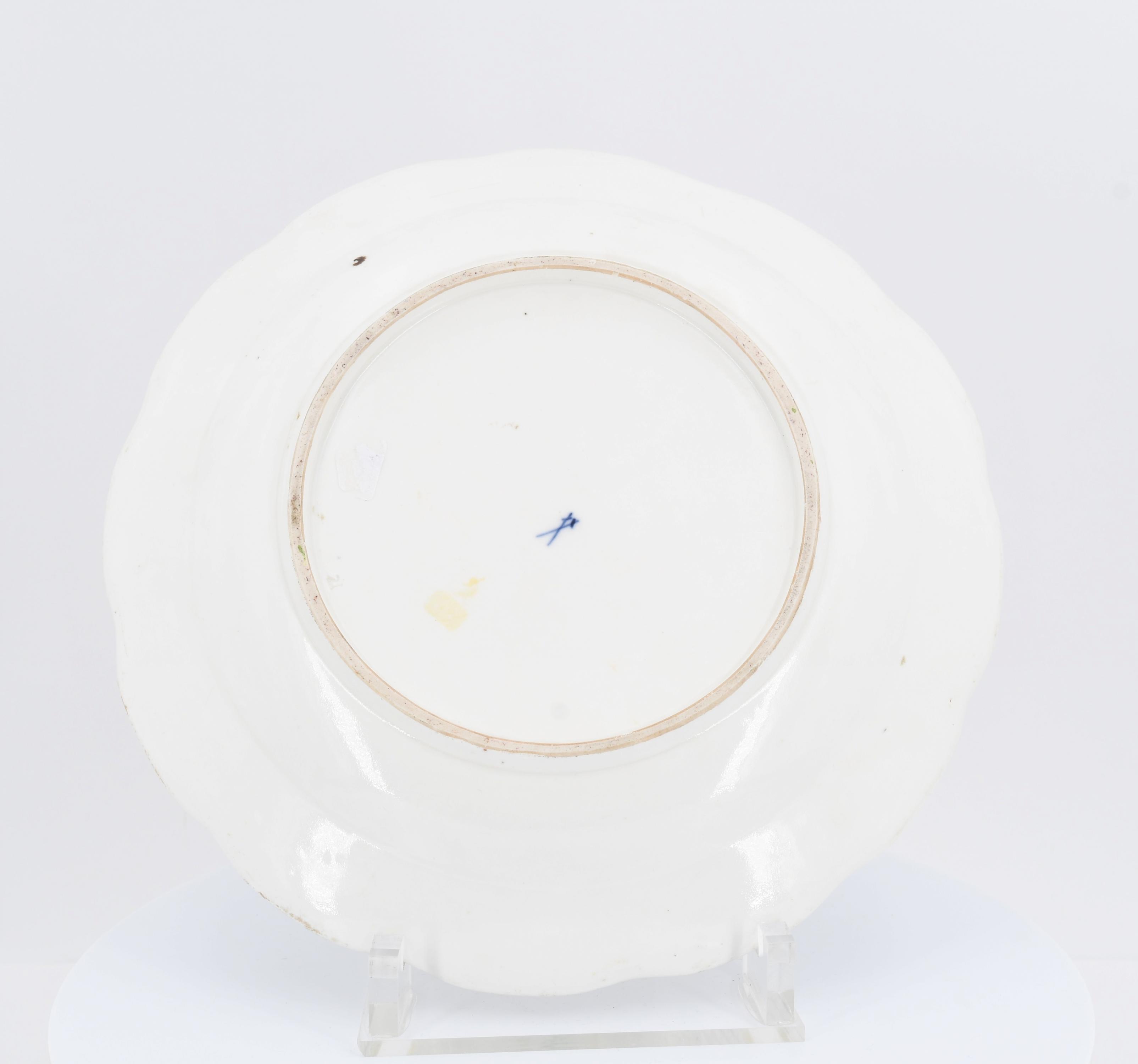 Plate with "Bee pattern" - Image 3 of 3