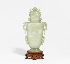 Lidded vase with pedestal